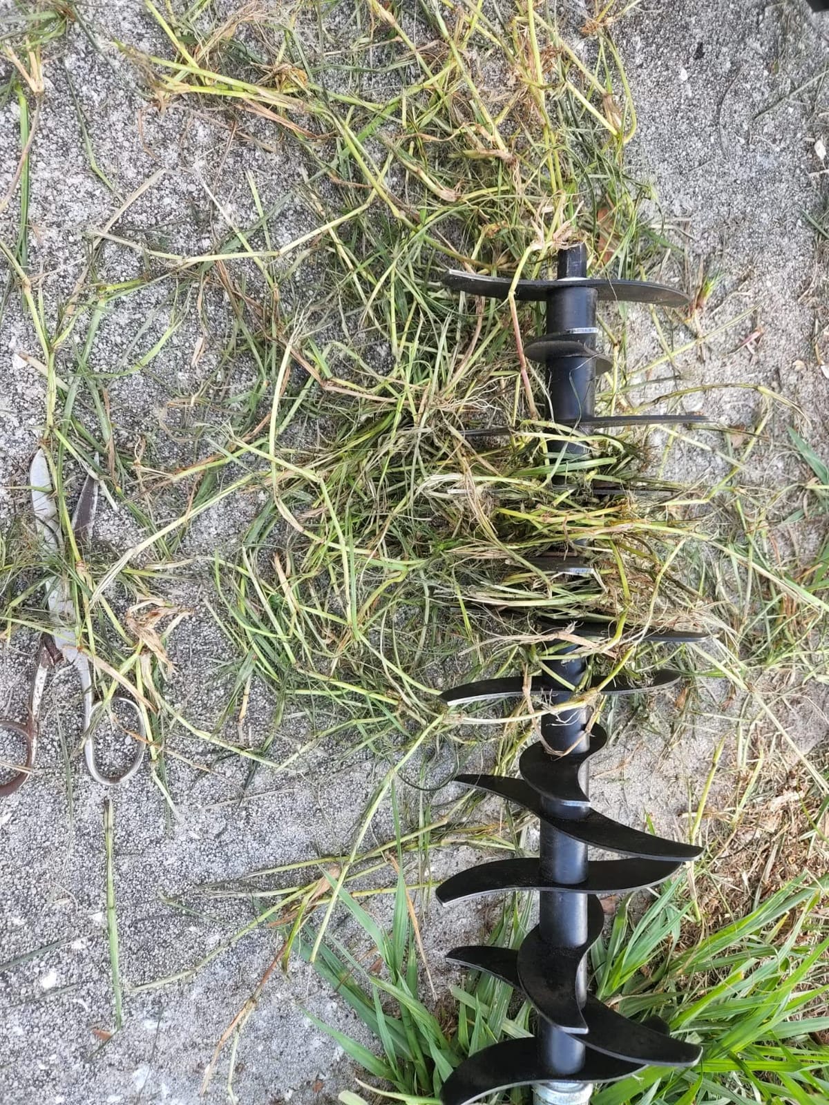 Sun Joe 15-Inch Lawn Dethatcher with Scarifier Blade Reel, AJ805E customer photo 1