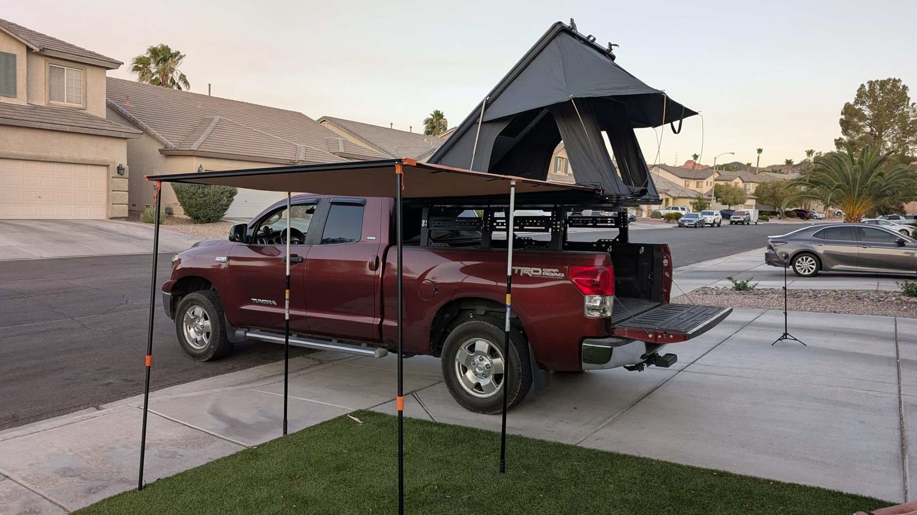 ALL-TOP Vehicle Awning 6.6'x8.2' Roof Rack Pull-Out Sun Shade UV50+, Weatherproof 4x4 Side Awning for Camping & Overland (Hardware Included) customer photo 1