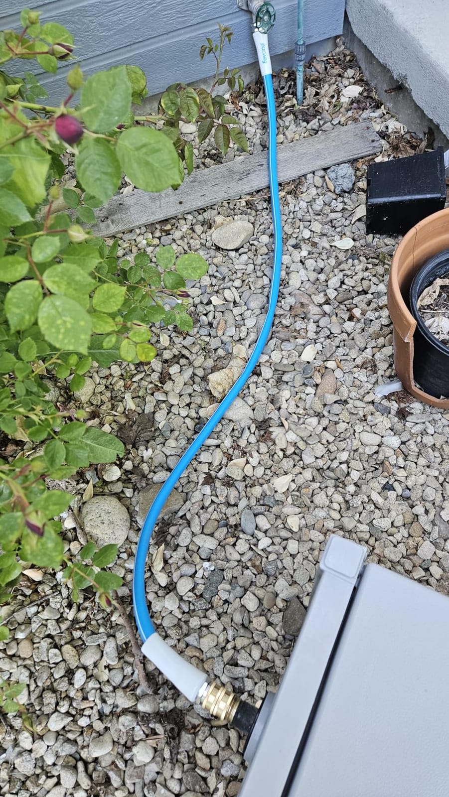 FEVONE Kink Free Garden hose 100 ft, Heavy Duty Water Hose customer photo 1