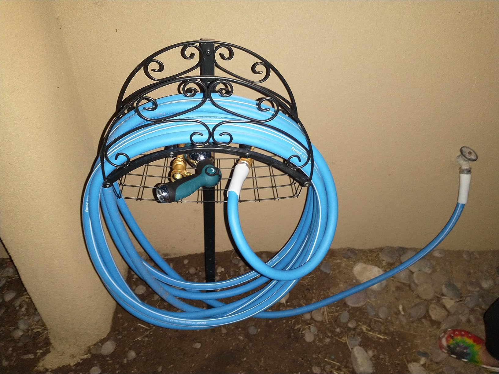 FEVONE Kink Free Garden hose 100 ft, Heavy Duty Water Hose customer photo 2