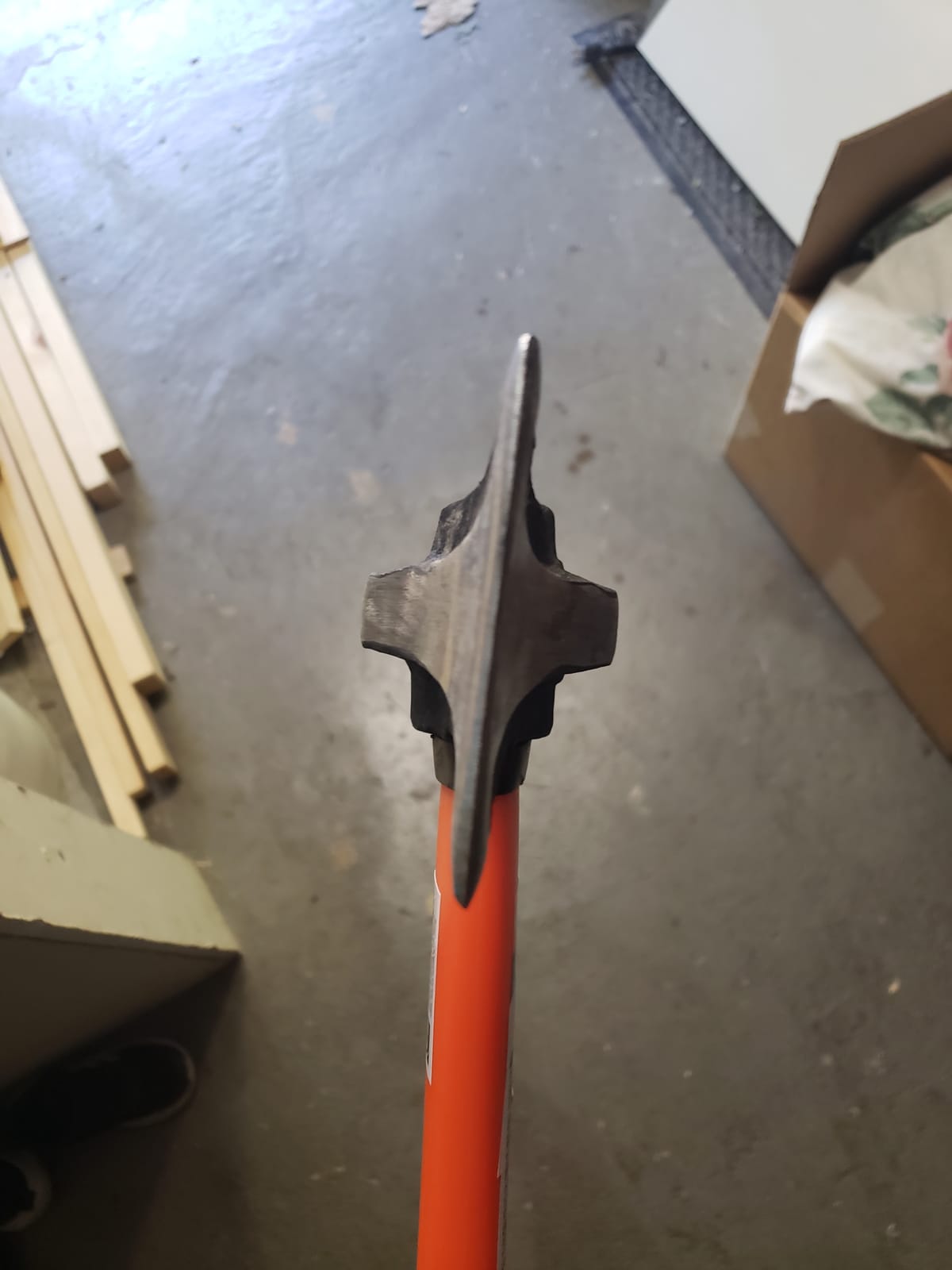 Edward Tools Wood Splitting Maul 17” - 3 lb. Axe and Sledge Combined - Forged Steel Head - Splits Wood Better Than Camp Axe or Hatchet - Kindling Splitter - Rubber Sheath customer photo 2