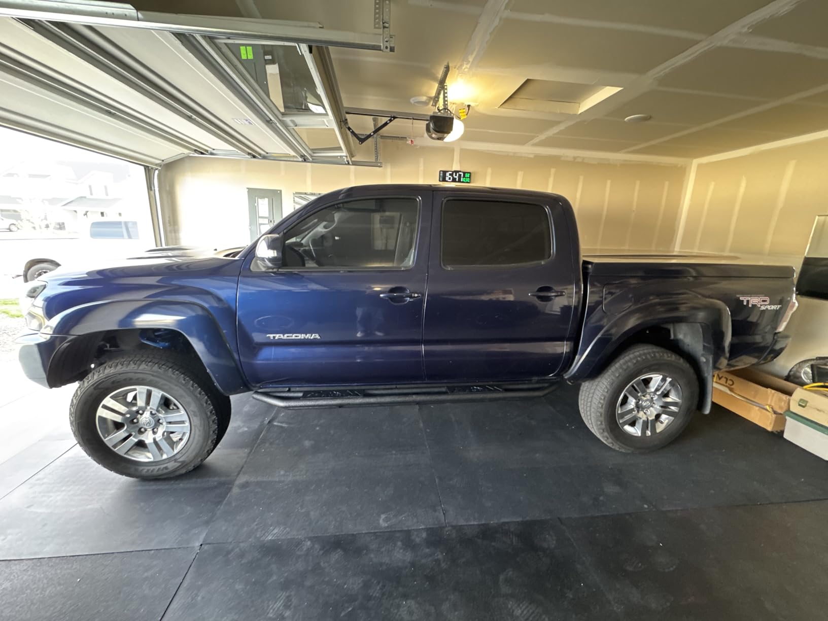 CLAMBER 6.3'' Running Boards for Toyota Tacoma Double cab | Fits 2005-2023 full-size 4-door Tacoma, Rust-resistant powder coat, Bolt-on design, No-drill install customer photo 1