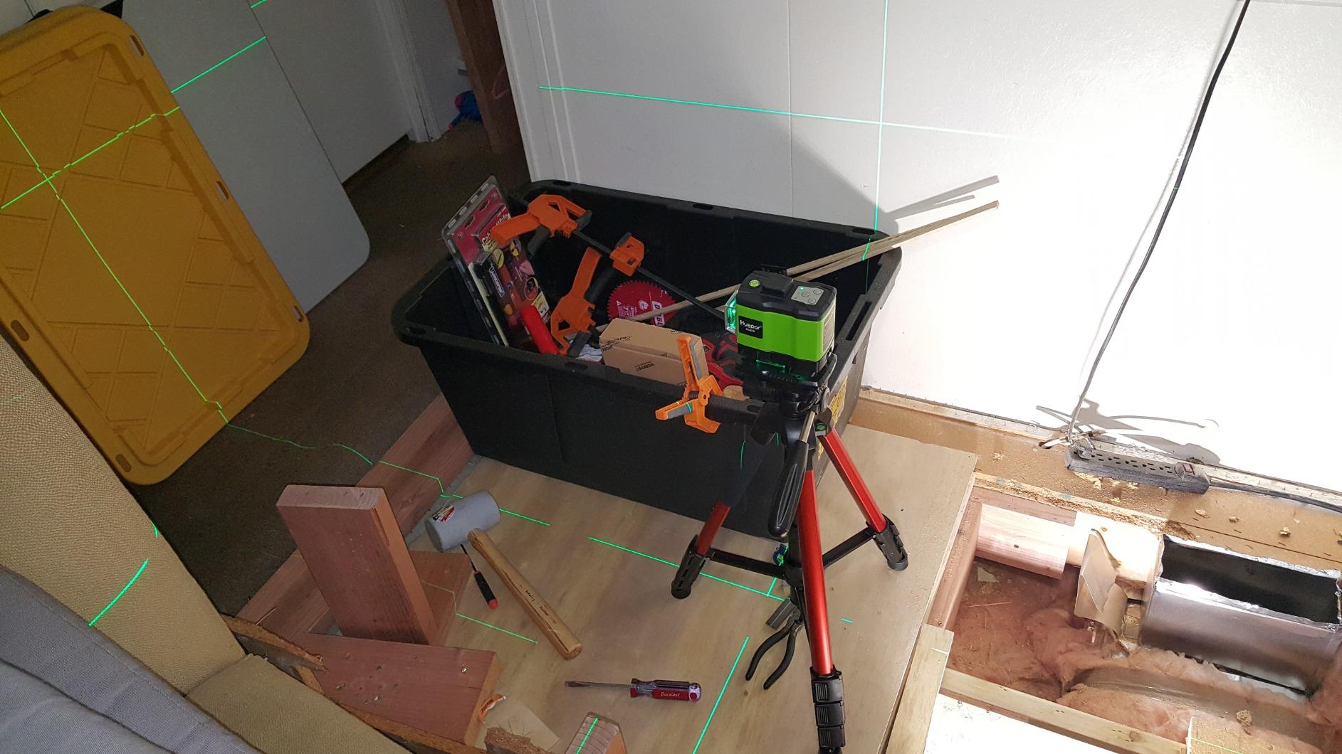 Huepar Laser Level 360 Self Leveling, Rechargeable Green Laser 4x360° Cross Line Lazer Leveler 4D Level Laser Tool for Construction with Two Li-ion Batteries, Magnetic Bracket &Hard Carry Case -LS04CG customer photo 1