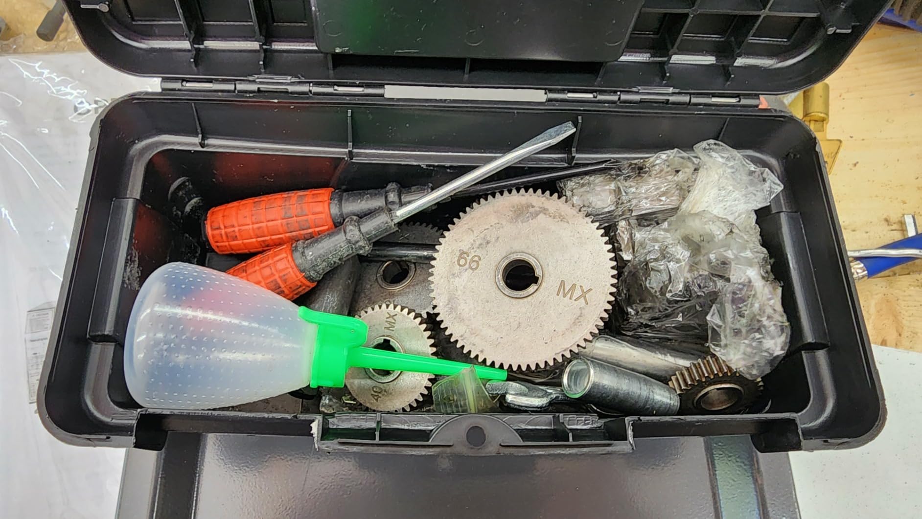 VEVOR Metal Lathe 8.7 x 29.5 Inch/220 x 750MM Mini Metal Lathe 1.1KW Infinitely Variable Speed Mini Lathe Machine LED Screen for Counter Face Turning Driling customer photo 2