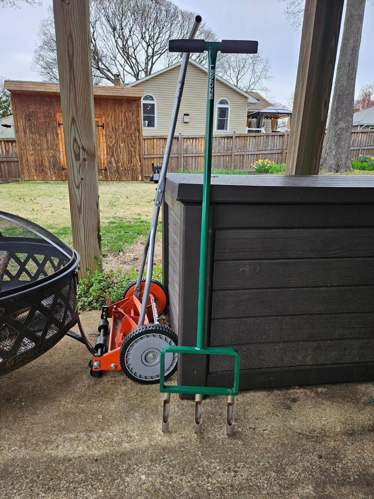 Landzie - Lawn Aerator Tool 42