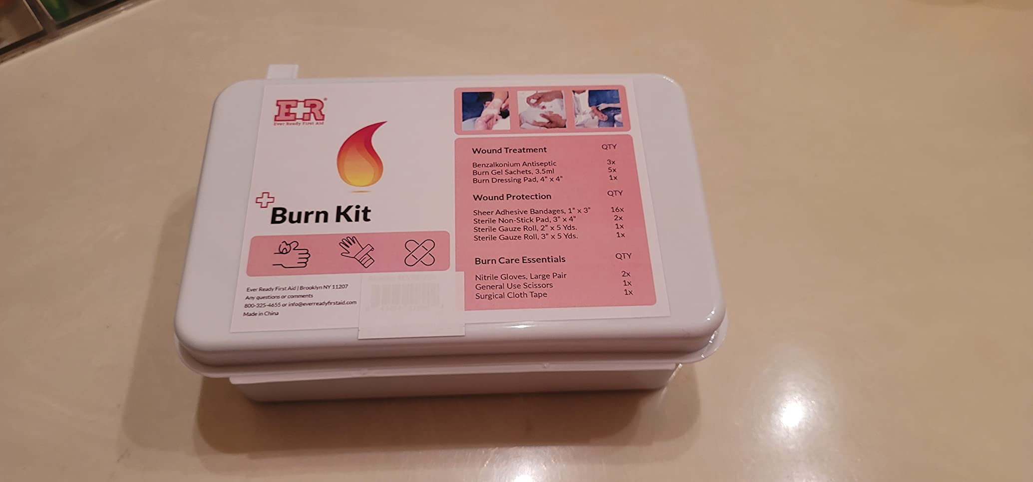 Ever Ready First Aid Basic Burn Kit with Burn Gel & Dressing for Common Burns and Scalds customer photo 1