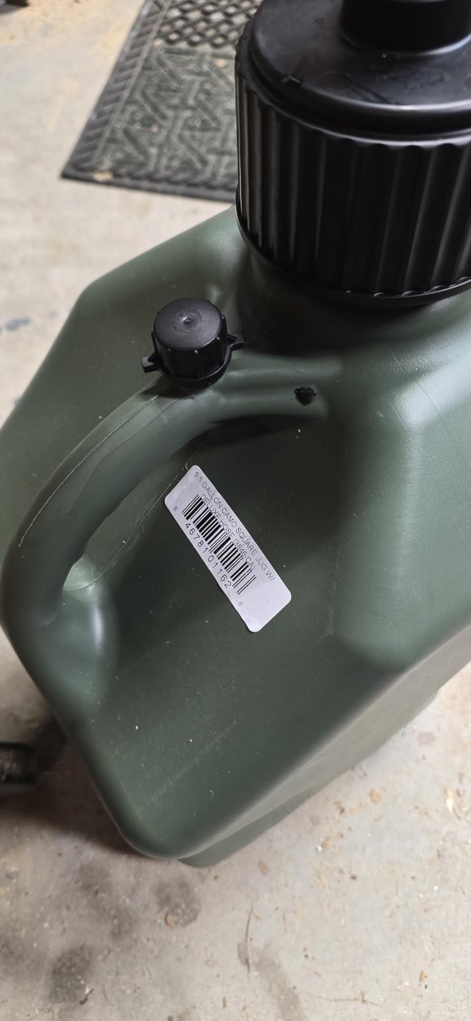 VP Racing 3846-CA, 5.5 Gallon Motorsports Jug Camo Square w/Hose customer photo 2