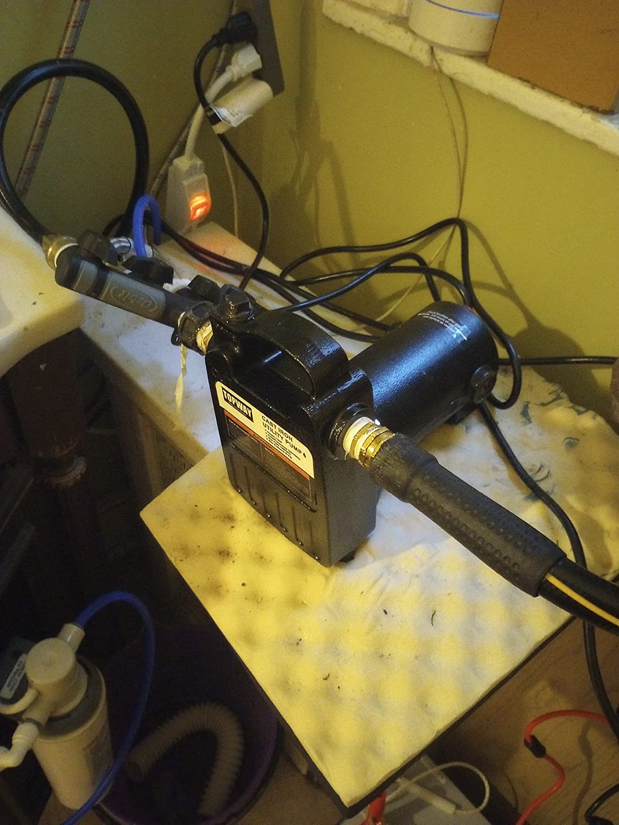TOPWAY 1/2HP 1560GPH Portable Cast Iron High Pressure Utility Transfer Water Pump with Built-in On/Off Switch,Hose connectors & Suction Strainer. customer photo 1