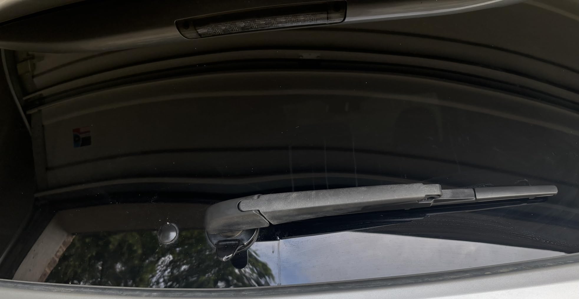 5 PLUS 12 Inch Rear Wiper Blade, OEM Quiet Streak-Free Rear Window Wiper customer photo 1