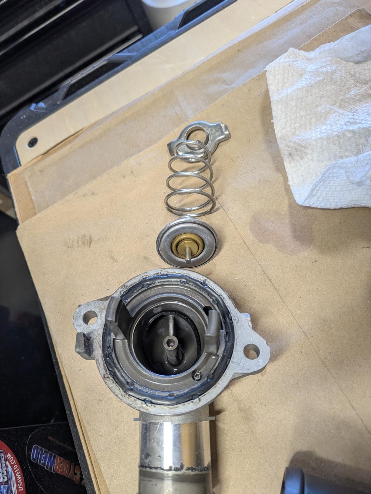 Dorman 902-3035HP Patented Thermostat Housing Assembly with Thermostat Compatible with Select Chrysler/Dodge Models (OE FIX) customer photo 2