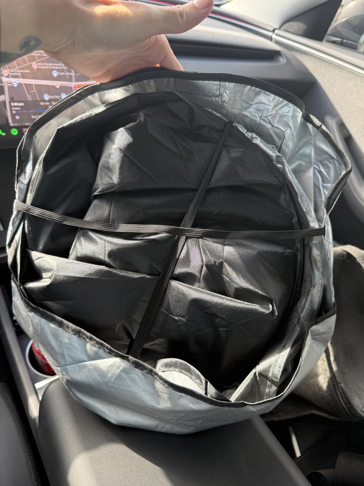 KUST Windshield Sun Shade for Hyundai Ioniq 5 Accessories 2022-2025 2026 34.5‘’x58.5‘’ Sunshade Window Sun Visor Protector Foldable Blocks UV Rays Keep Car Cooler customer photo 1