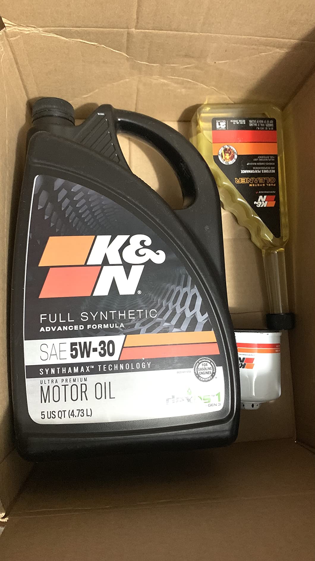 K&N Motor Oil: 5W-30 Synthetic Engine Oil: Premium Protection, High Mileage, 5 Quarts customer photo 2