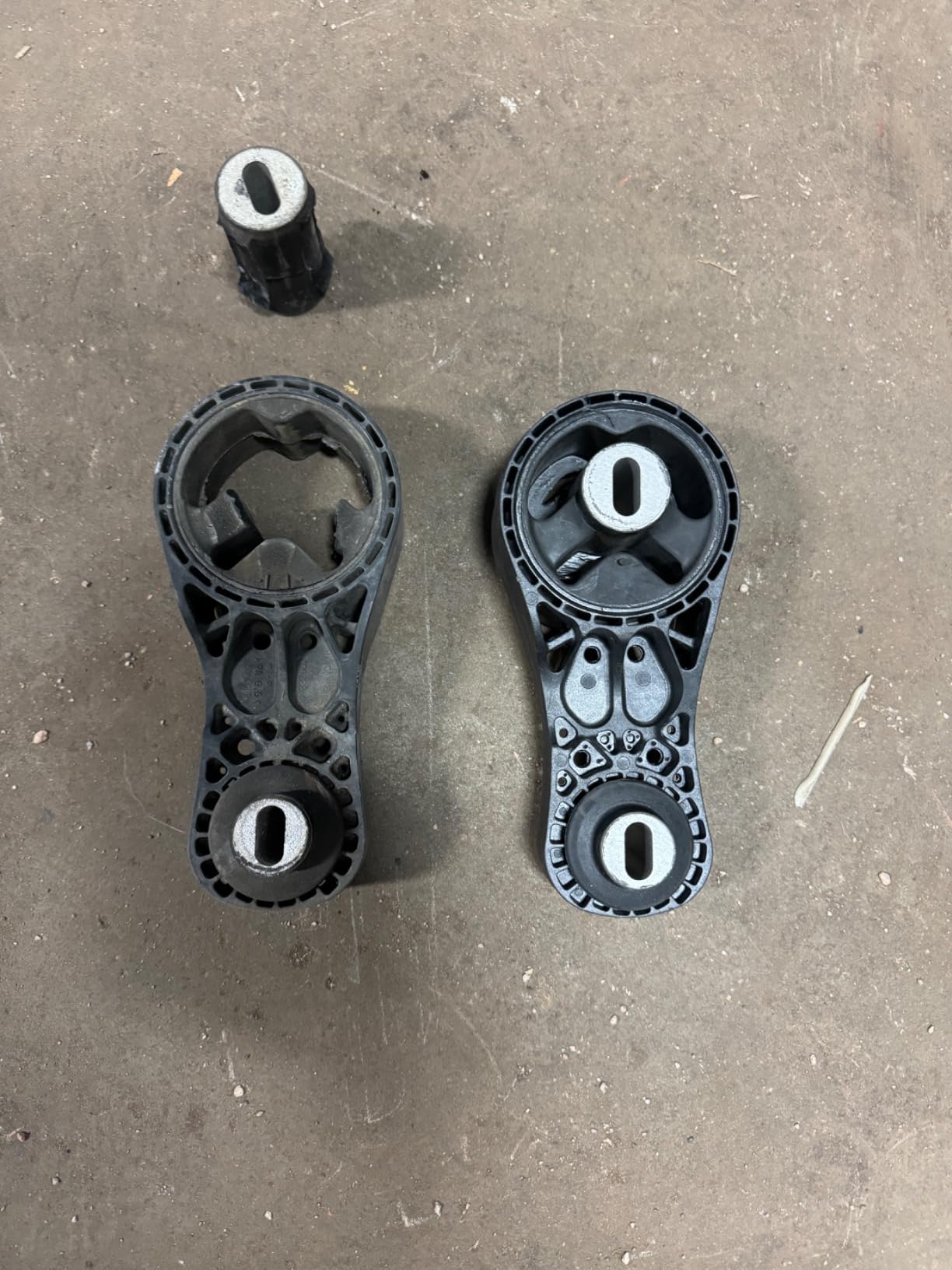 Engine Motor Mount Replacement for 2009-2017 Traverse Enclave Acadia Saturn customer photo 1