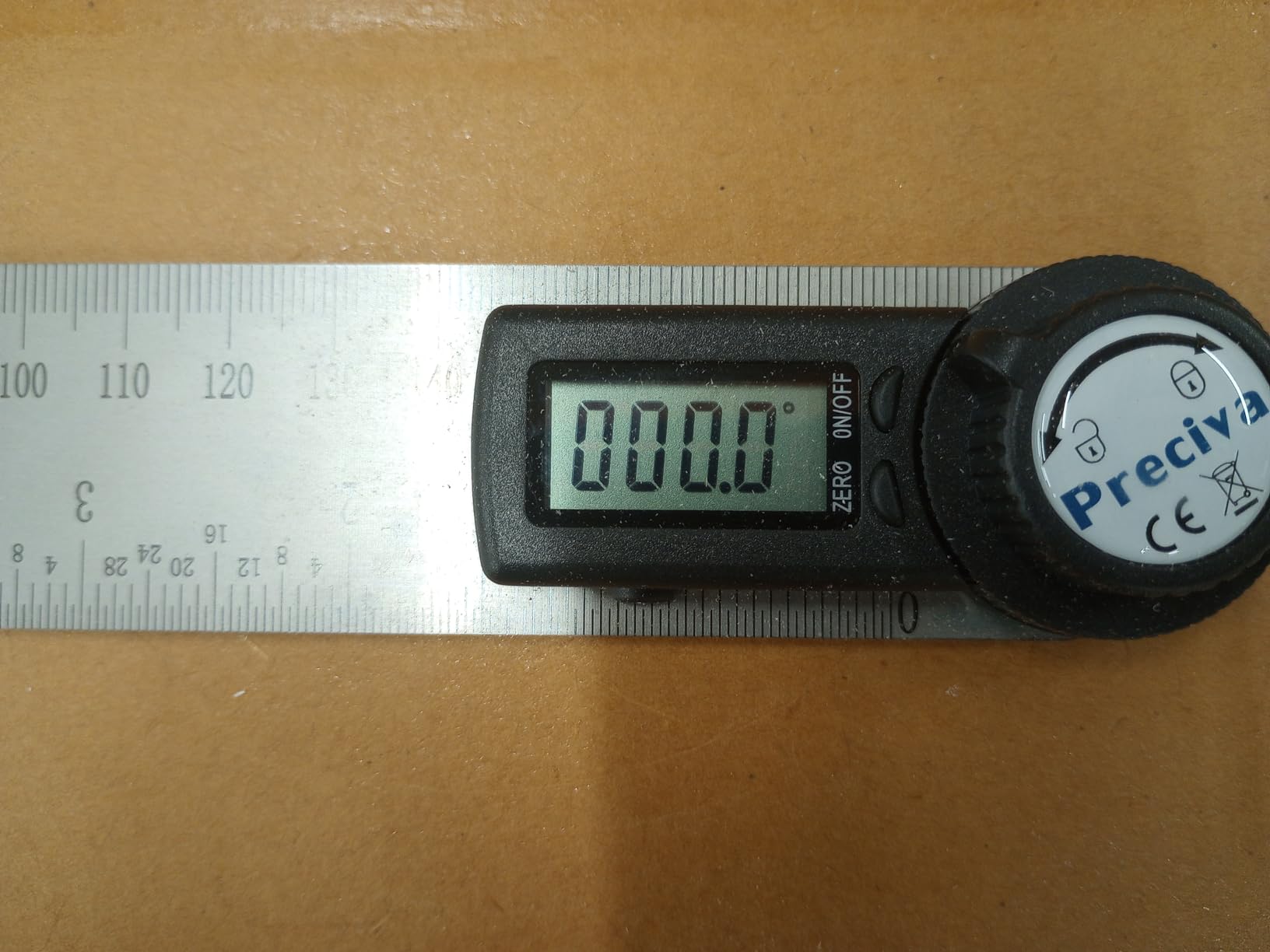 Preciva T-Bevel Gauge & Protractor with Horizontal and Vertical Bubble,0-338° Digital Angle Finder Protractor 230mm/8inch Display for Carpentry Woodworking, Metalworking, Construction customer photo 2
