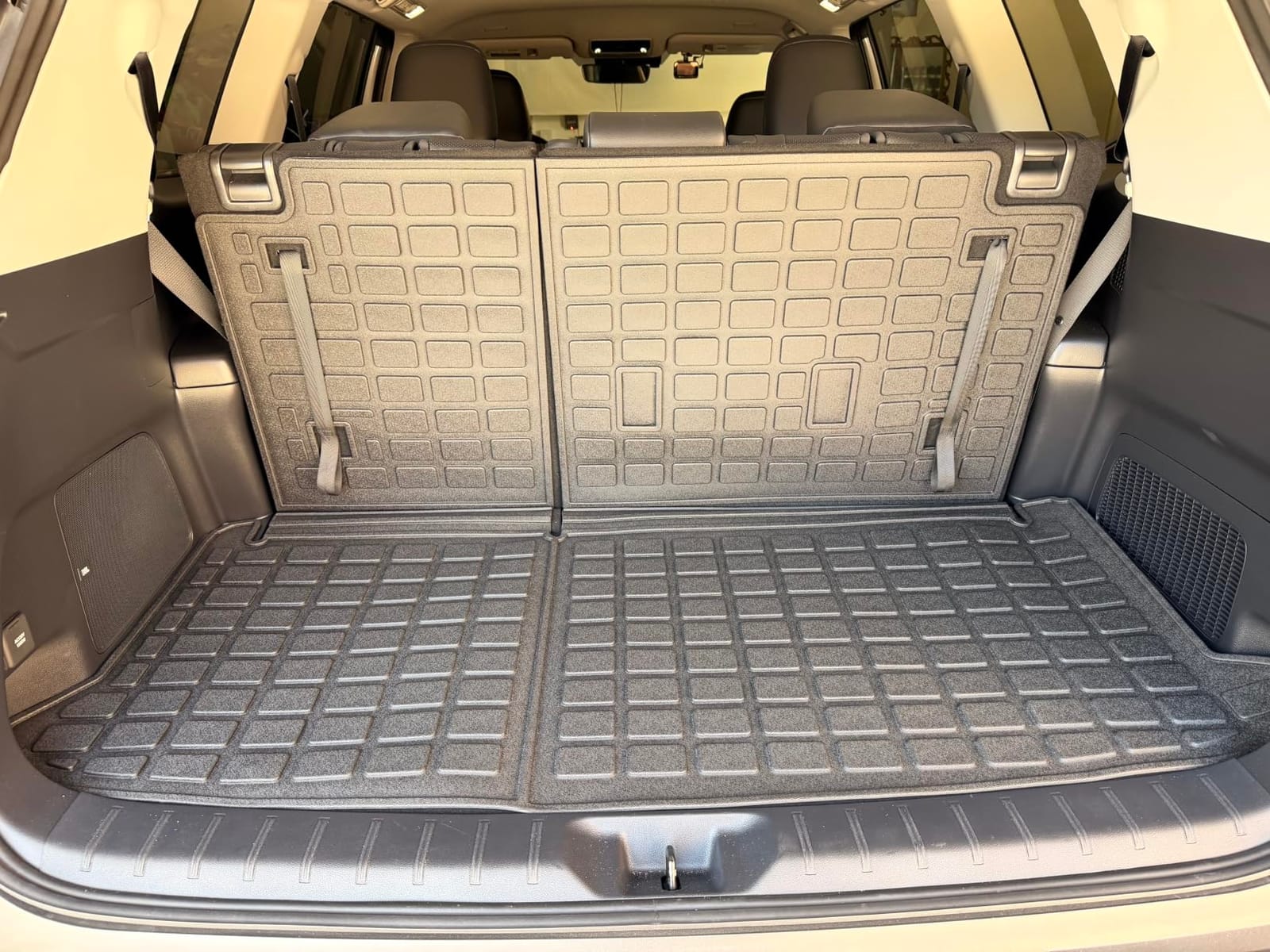 Rongtaod Trunk Mat with Backrest Mat for 2020-2025 Hyundai Palisade customer photo 2