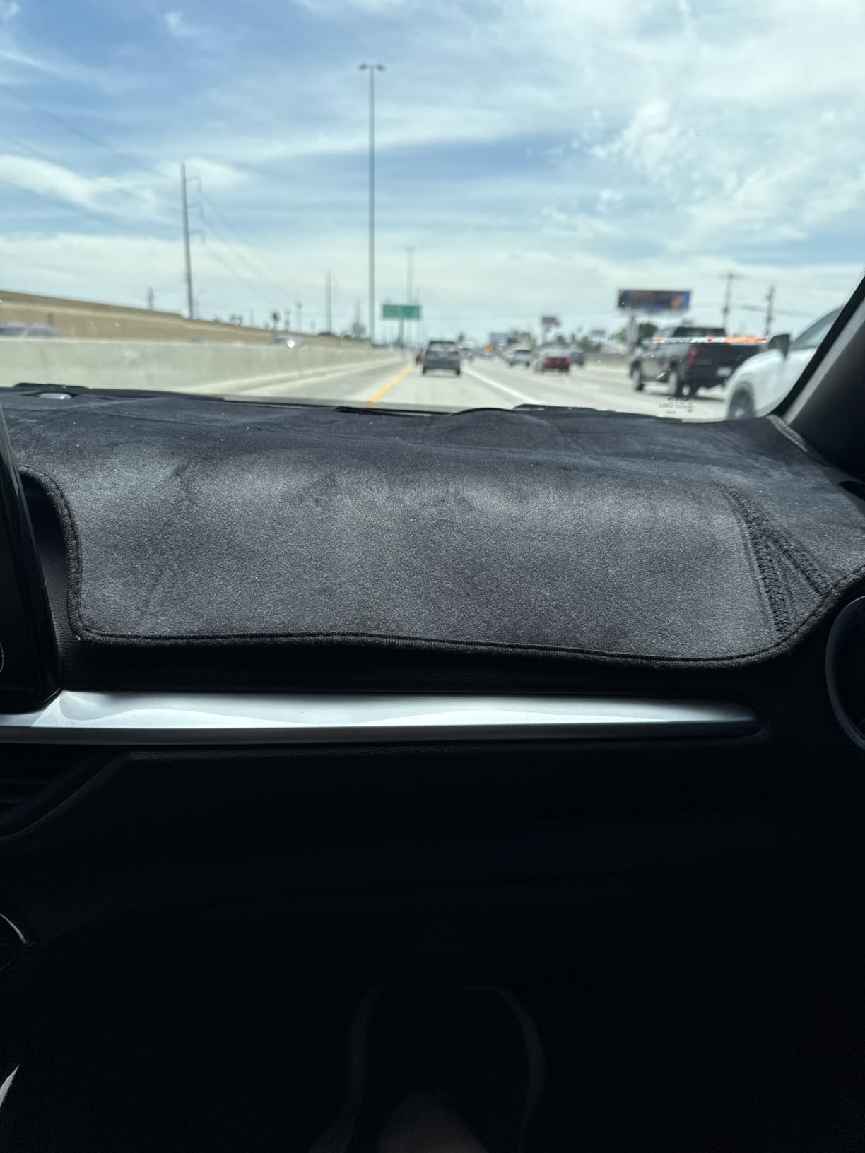 Autorder Dashboard Cover Mat for 2019-2025 2026 Volkswagen Jetta Accessories Dash Cover Flannel Dash Mat Sunshade Glare UV Rays Protector customer photo 1