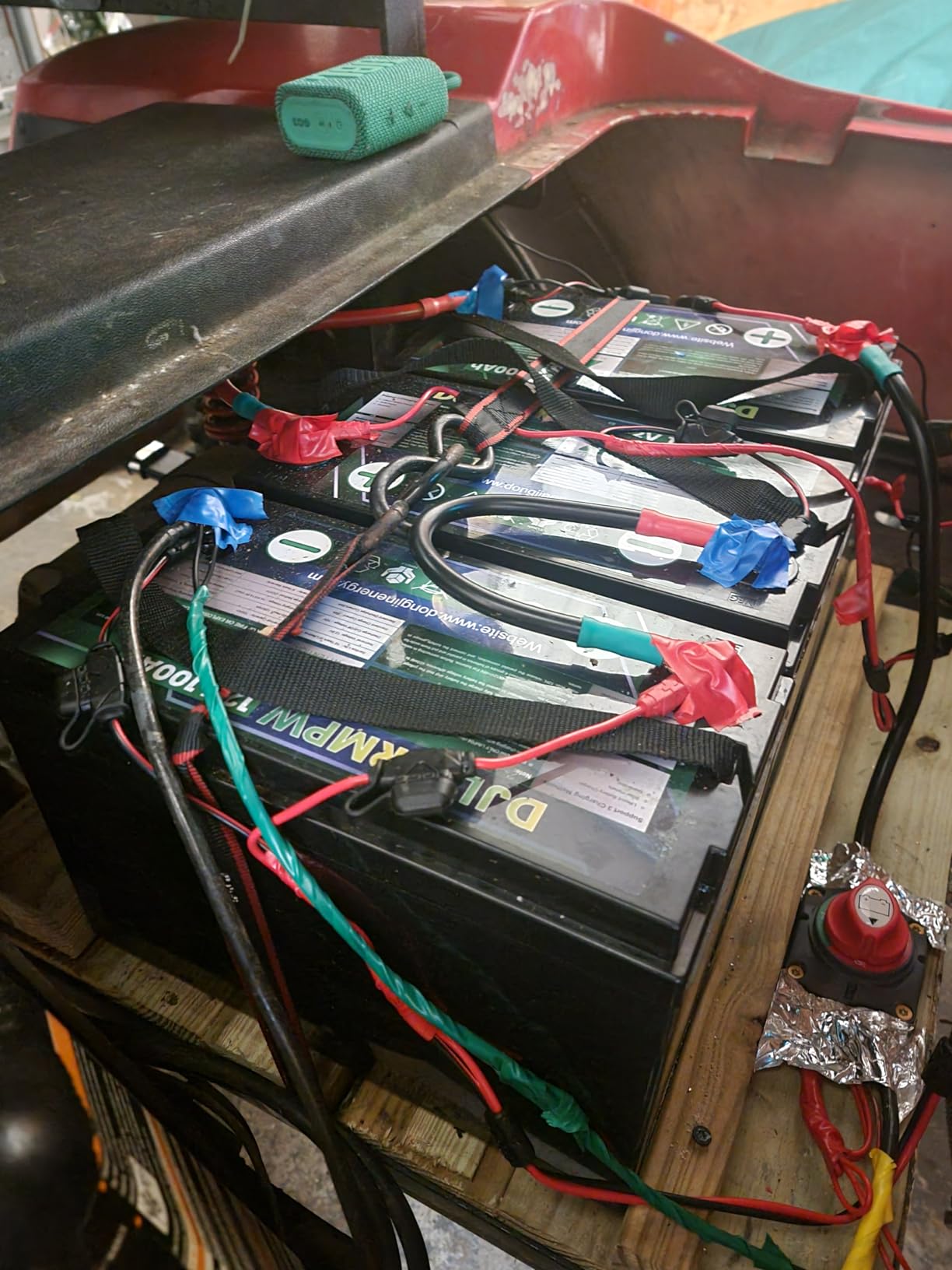 12V 100Ah LiFePO4 Battery,100A BMS,15000 Deep Cycles Marine Lithium Battery customer photo 1