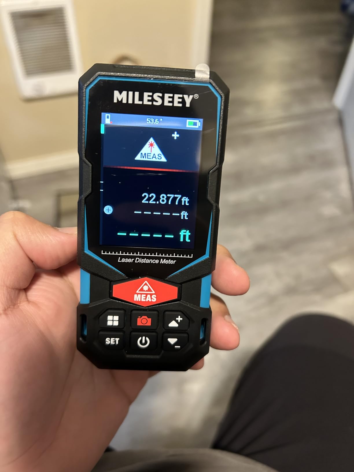 MILESEEY S7 Outdoor Laser Measure with Viewfinder Camera for Pro & DIY Use customer photo 1
