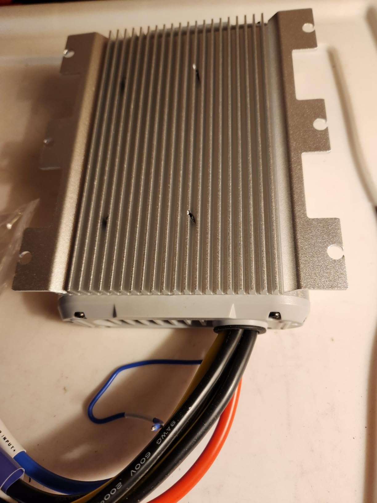 Redodo 12V 40A DC-DC Lithium Battery Charger with MPPT, 14.6V Output customer photo 2