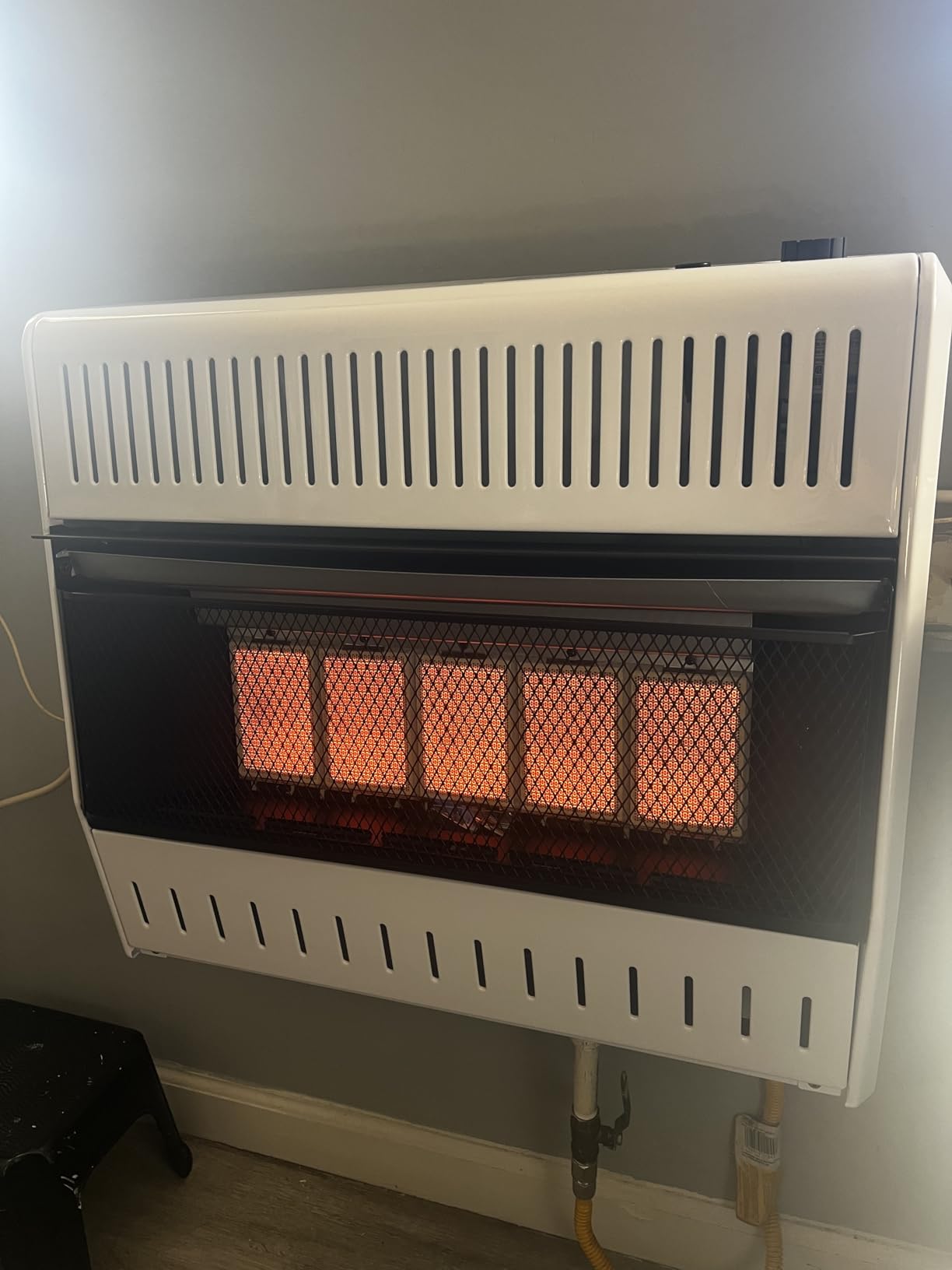 ProCom Heating Natural Gas Ventless Infrared Plaque Heater With Base Feet - 30,000 BTU, T-Stat Control - Model# MN300TPA-B customer photo 1