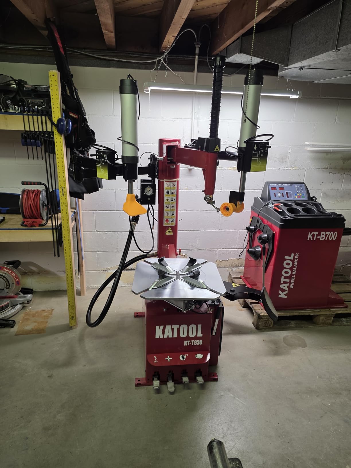 KATOOL 2.0HP Tire Changer Bead Blaster Wheel Balancer Machine Combo KT-T830+KT-B700 Tire Changer Machine Tire Machine, Outside clamp 12-24