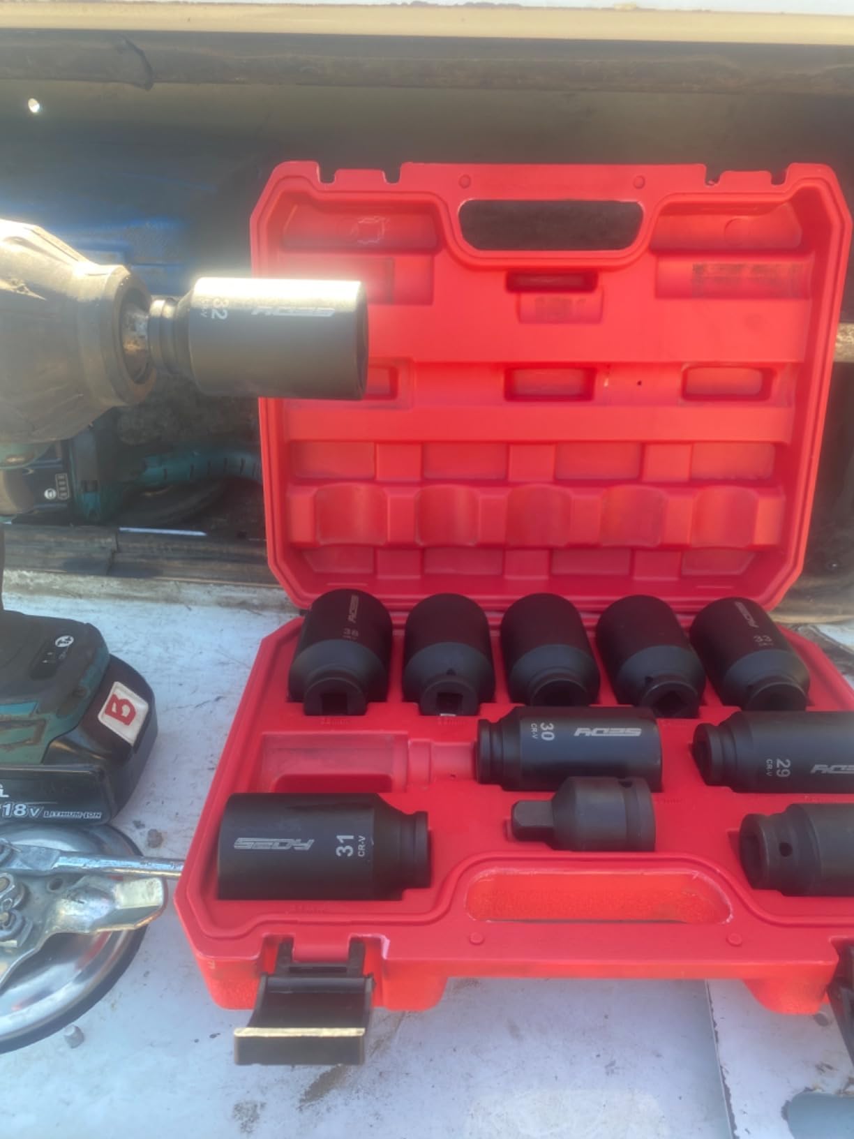 1/2 Drive Deep Impact Socket Set: 11-Piece Metric Size Wheel Axle Nut Wrench Metric Large Jumbo 27mm 29mm 30mm 31mm 32mm 33mm 34mm 35mm 36mm 38mm Spindle Joint High Torque Truck Bearing Locknut customer photo 2