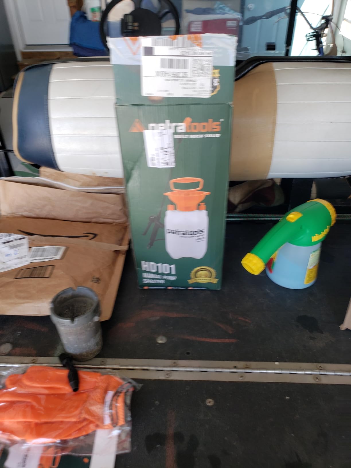 PetraTools HD101 Garden Pump Sprayer, 52-in Long Hose & 2 Nozzles, 1 Gallon customer photo 2