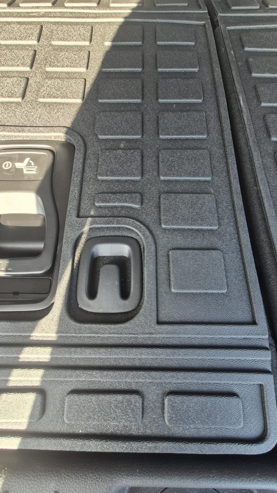 powoq Cargo Mat & Backrest Mat Compatible with 2015-2024 Ford Edge customer photo 2