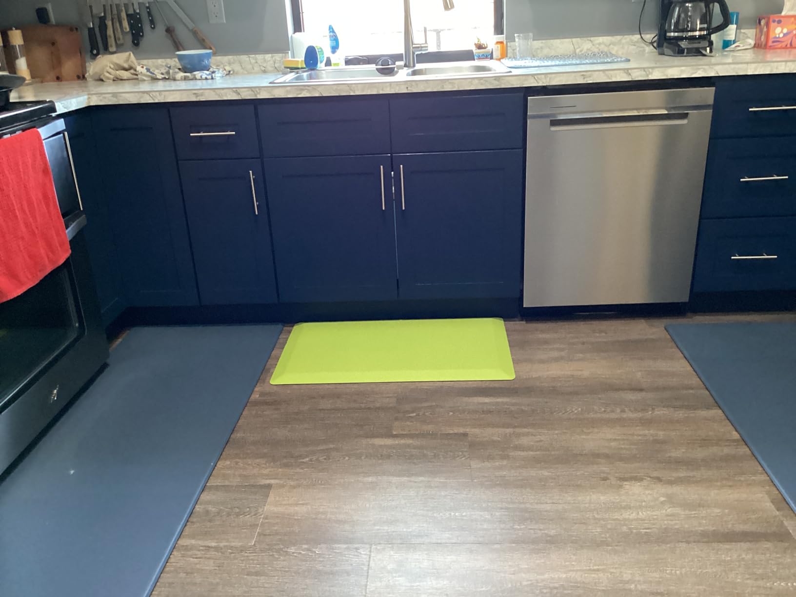 Ophanie Kitchen Mats for Floor,3/4 inch Thick,20x32 Anti Fatigue Cushioned Mat,Kitchen Rugs,Waterproof,Comfort Ergonomic Standing Mat for Office,Home,Sink with 99+ Pairs of Anti-Slip Bottom Ridges customer photo 2