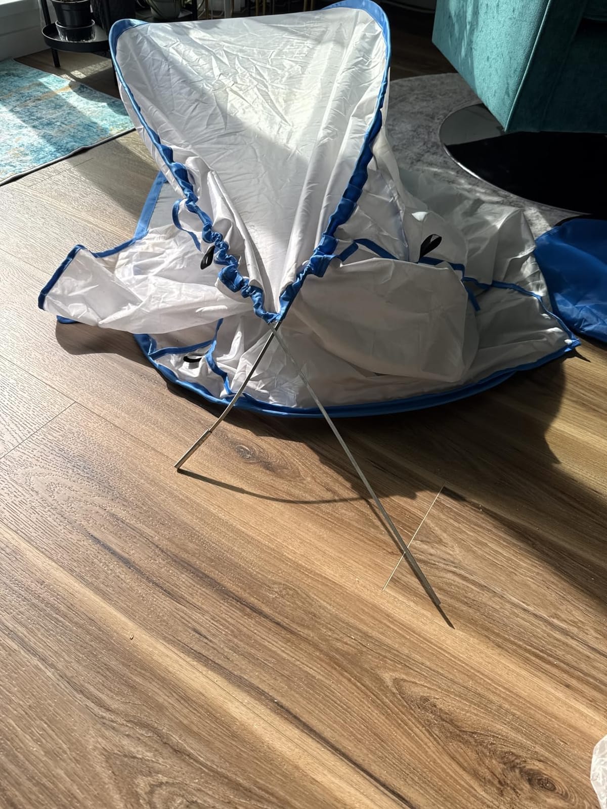 Paint Spray Booth Tent - Portable and Foldable Spray Paint Booth Tool with Vents, Tool for Small DIY Painting, Pop-up, Windproof, Easy-to-Clean Paint Station (Blue) customer photo 1