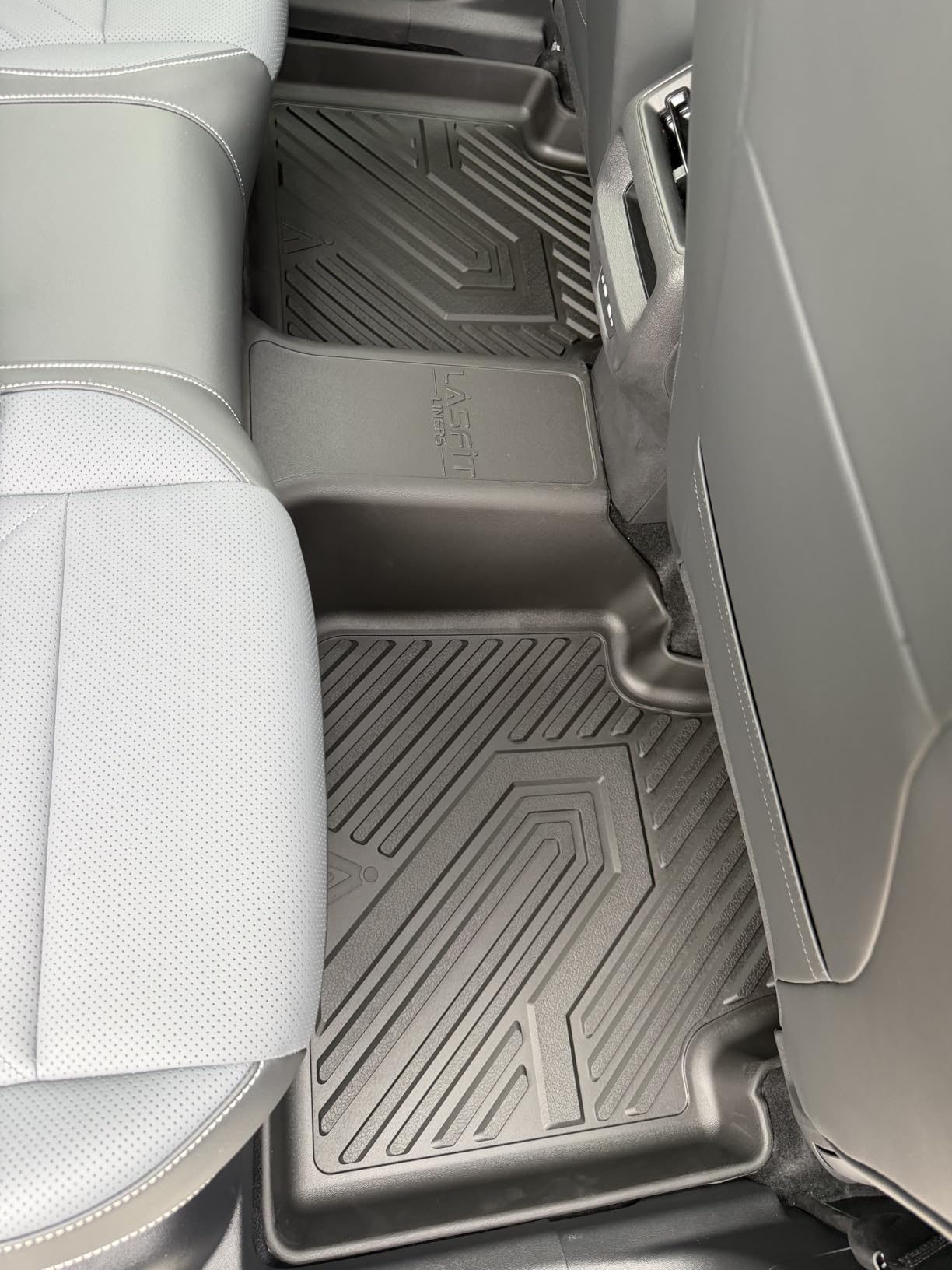 LASFIT Floor Mats for Audi Q5/SQ5 2018-2025, TPE Black customer photo 1