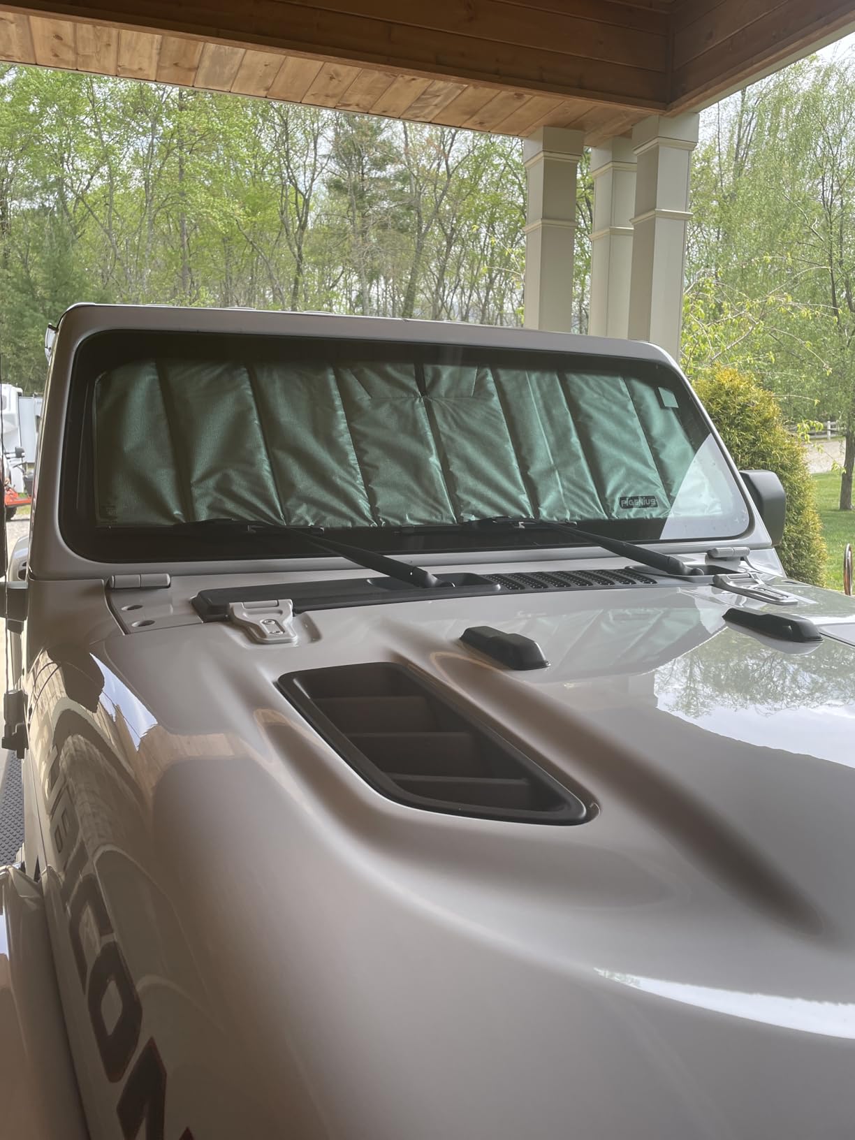 Pigenius Windshield Sunshade for Ford F-250/F-350/F-450/F-550/F-600 Super Duty 2023-2026 Front Window Sun Shade - Safeguard customer photo 2