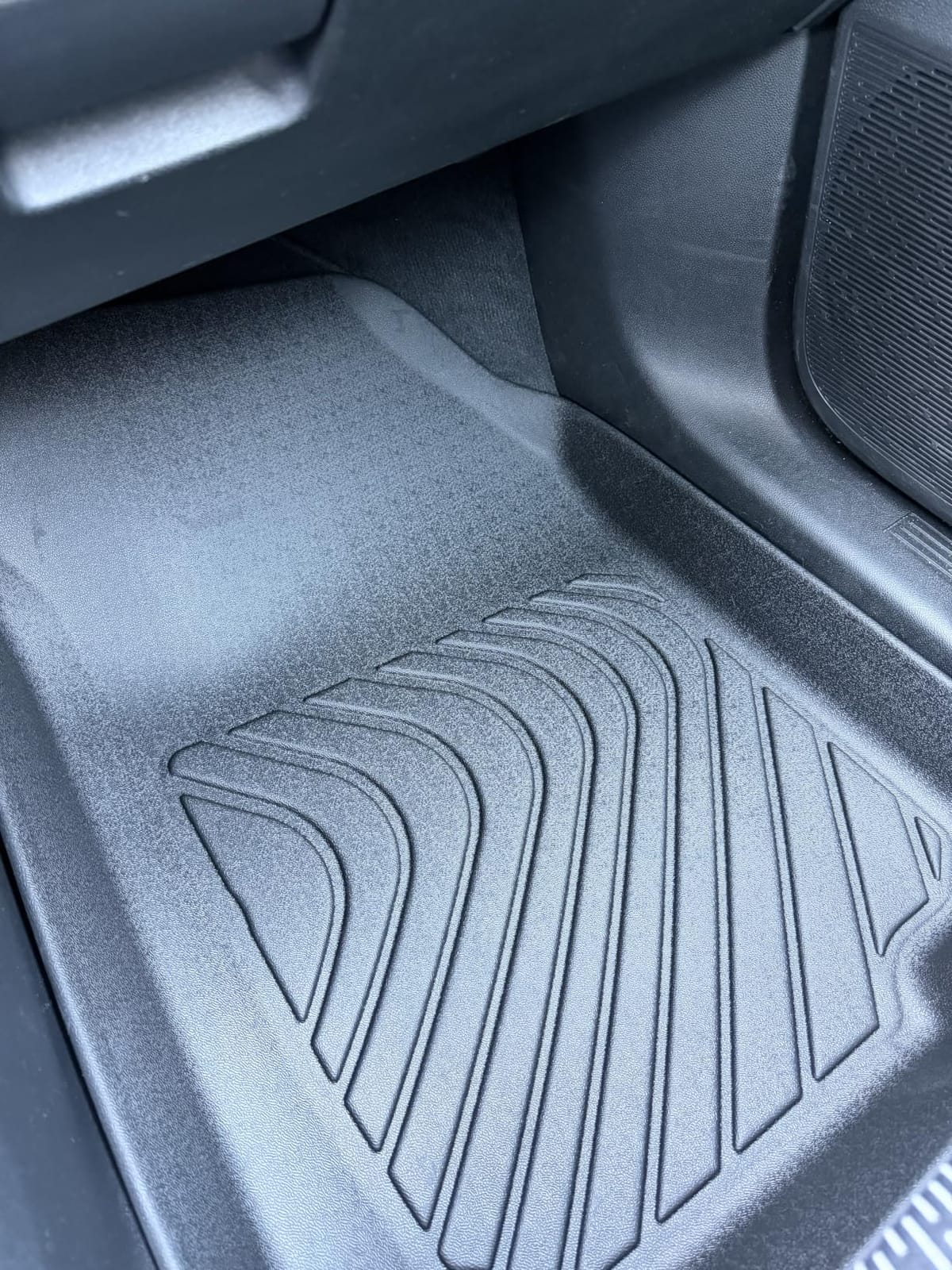 Floor Mats &Cargo Liner for 2021-2026 Chevy Suburban/Yukon XL 8-Seat customer photo 1