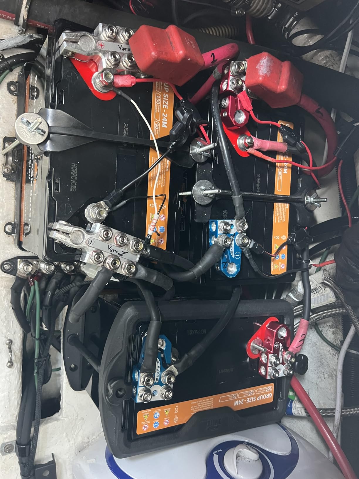 Weize Dual Purpose AGM Battery BCI Group 27M, 175RC 580CCA 12V 92AH Starter & Deep Cycle Sealed Marine & RV Battery customer photo 1