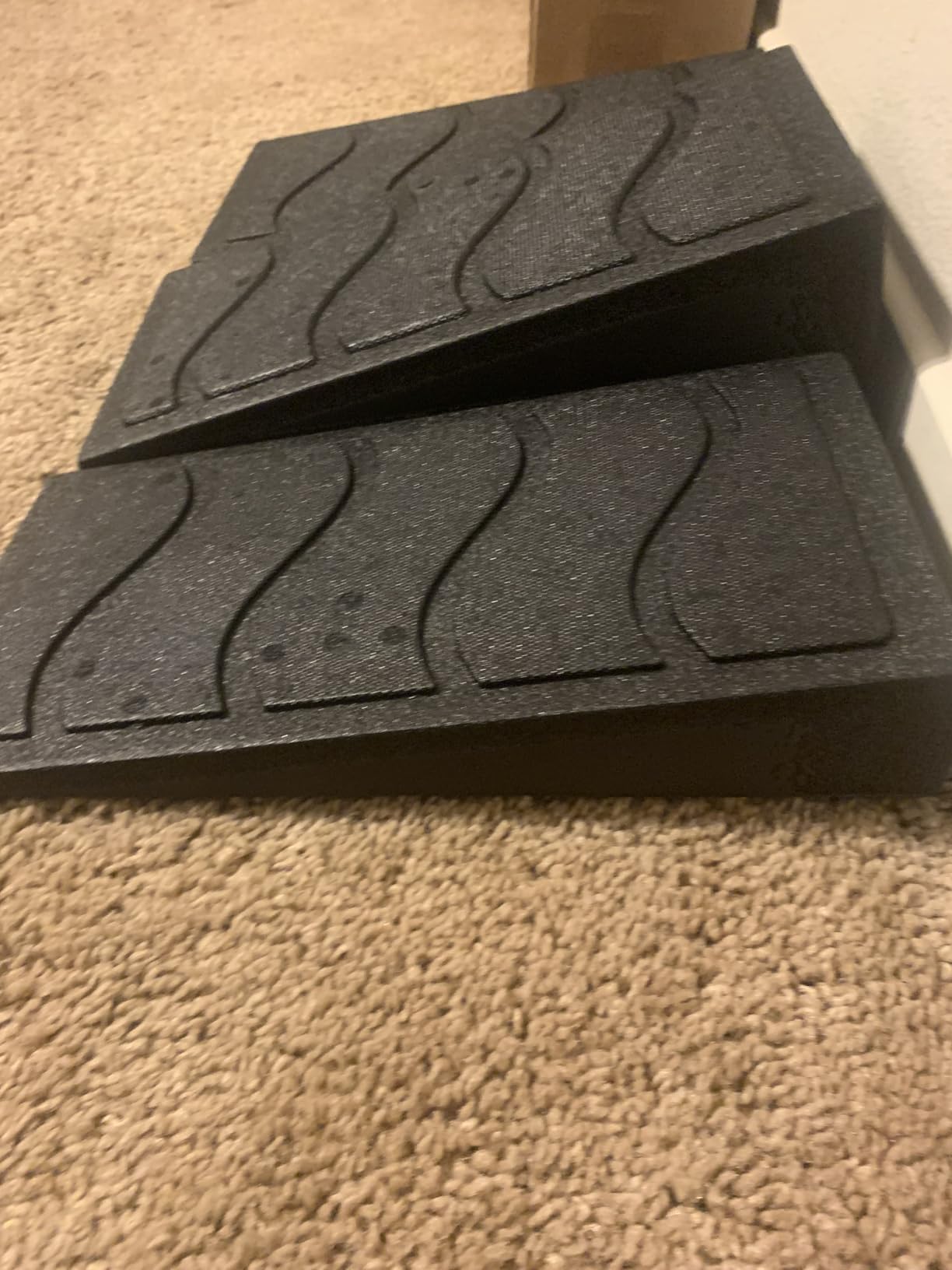 Squat Wedge Block, 960 LBS Weight Capacity, Slant Board for Calf Stretching | Training Poster & 5 Adjustable Angles, Non-Slip Yoga Foam Wedge for Exercise, Squat, Ankle Mobility, Knees & Physical Therapy customer photo 2