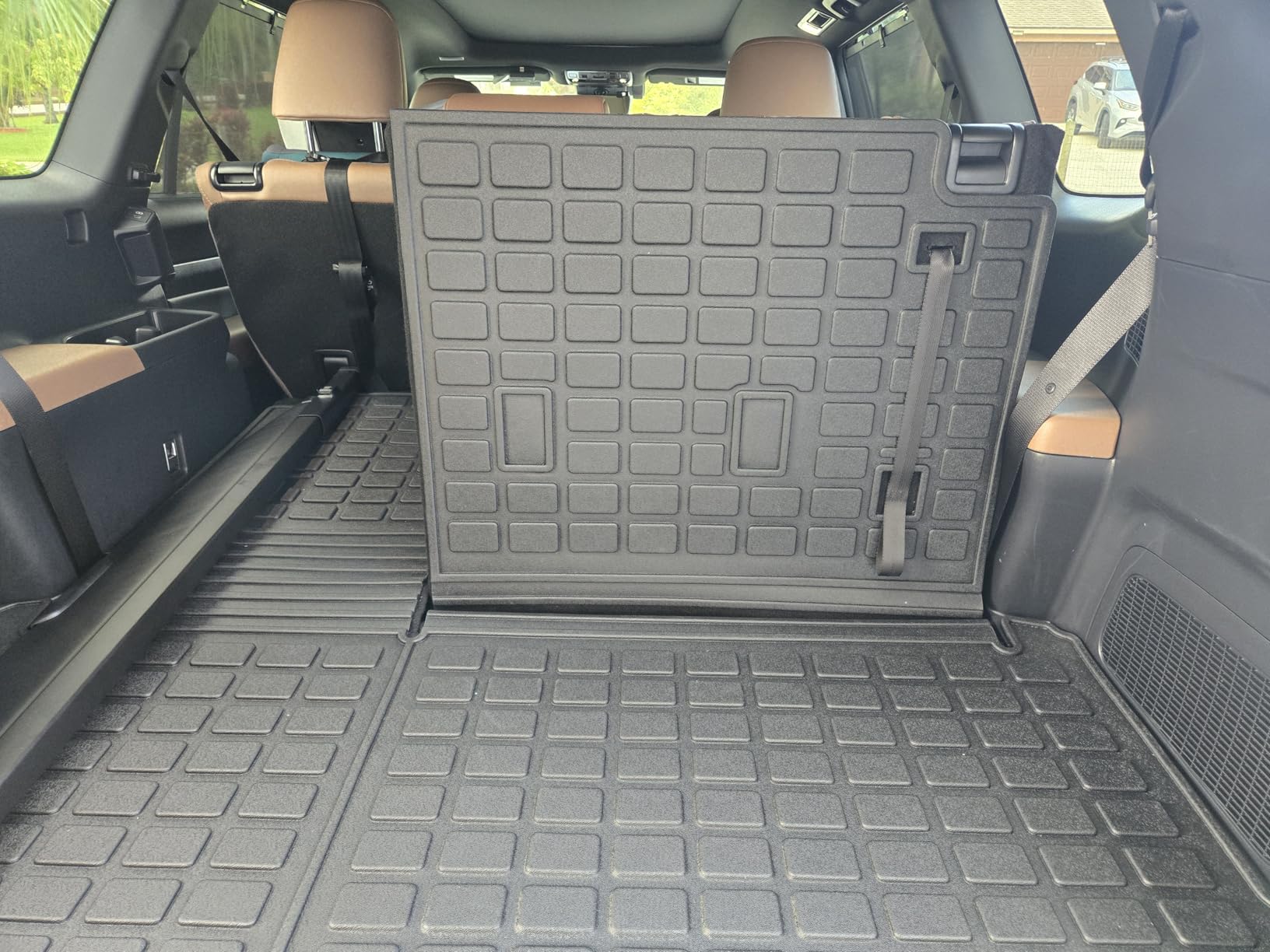 Rongtaod Trunk Mat with Backrest Mat for 2024-2026 Toyota Grand Highlander customer photo 2