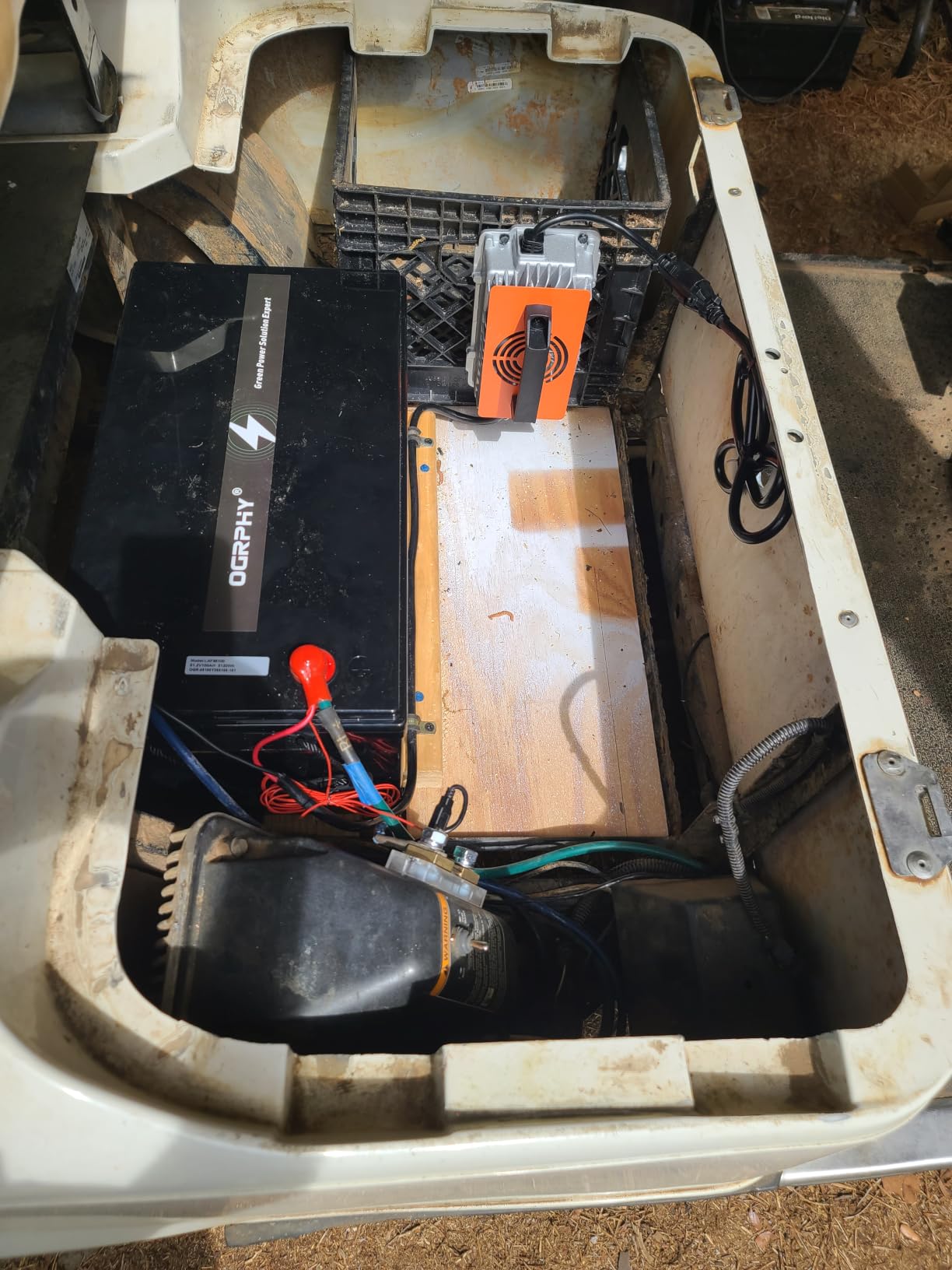 48V Lithium Golf Cart Battery Conversion Kit,with Touch Monitor and Charger,200A BMS(1000A Peak Current,10.24kW Output),4000+ Cycles 48V Lifepo4 Battery Perfect for Golf Carts,Trolling Motor(100AH) customer photo 2
