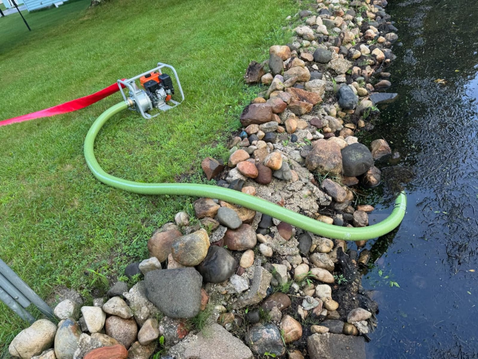 NOVUS Semi Trash Pump 3 Inch, 212cc 4 Cycle Engine, 238 GPM 100ft Lift 23ft Suction, Gas Powered Water Pump for Pond Pool Draining Gardening Irrigation, EPA Certified customer photo 2