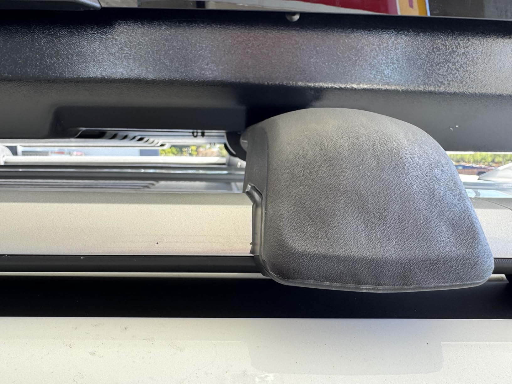 FengYu 300lb Roof Rack Cross Bars for Subaru Ascent 2019-2026 customer photo 1