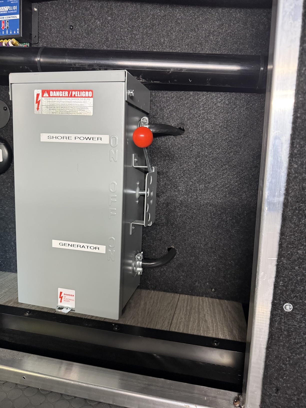 100A Generator Transfer Switch, 24000W Heavy Duty Double Throw Safety Switch, 120/240V Manual Transfer Switch, Stronger Stability, Enlarged NEMA 3R Enclosure for Outdoor, 10-Year Warranty customer photo 2