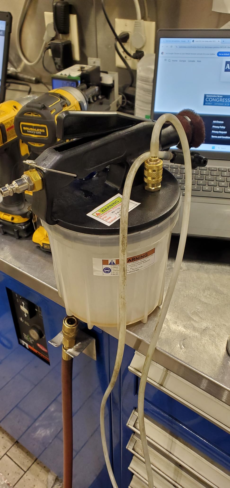 3L Brake Bleeder Kit, One Person Vacuum Brake Fluid Bleeder Kit customer photo 2