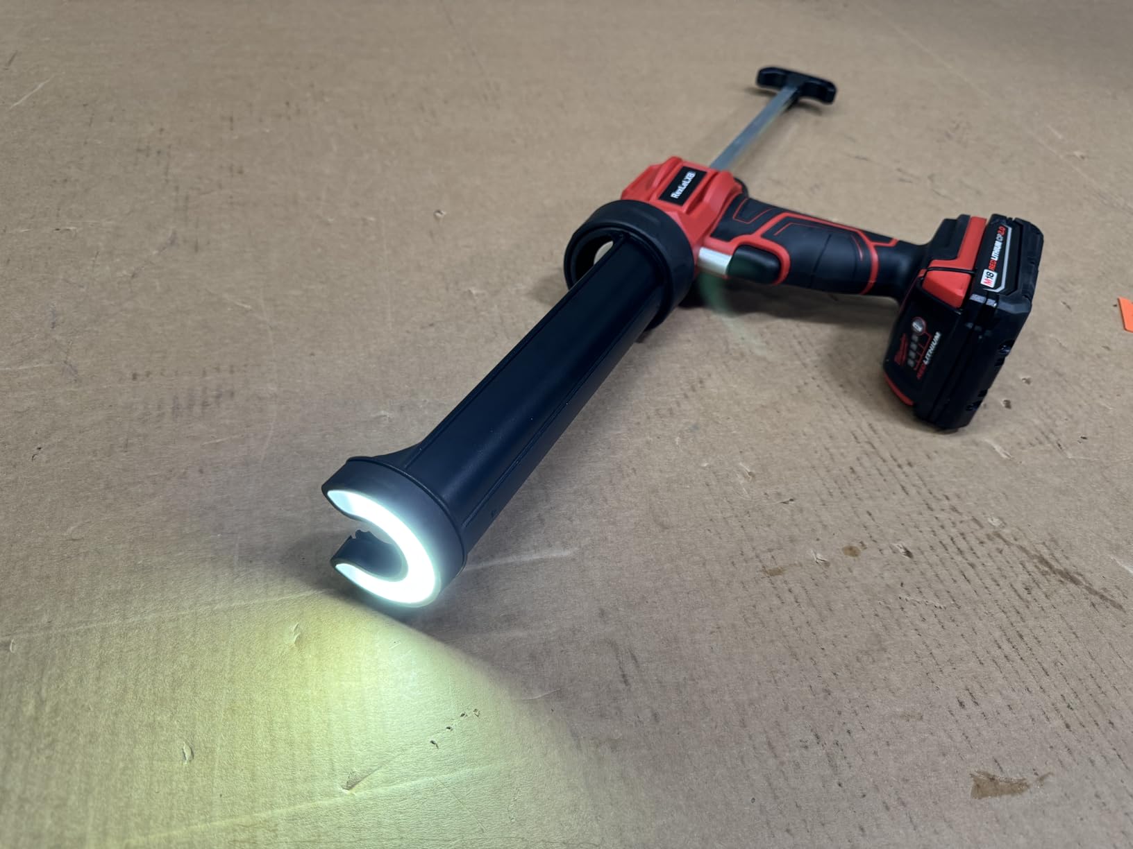 Cordless Caulking Gun for Milwaukee 18V Battery, Electric Caulk Adhesive Gun with 450lm LED Light, 4 Adjustable Speeds, Drip-free Caulk Gun, 10oz/300ml Caulking Tool for Filling, Sealing(No Battery) customer photo 1