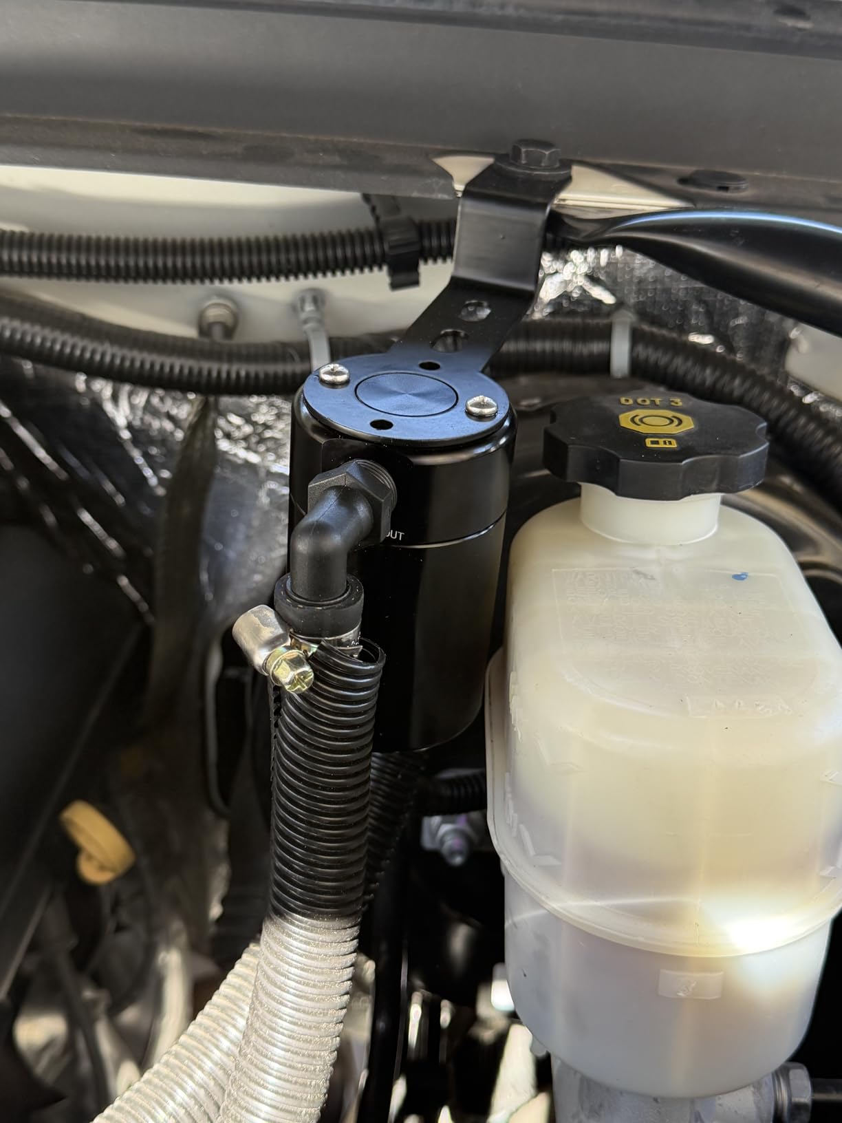 Oil Catch Can Oil Separator Fit for Sierra 1500 Chevy Silverado 1500 14-18 customer photo 1