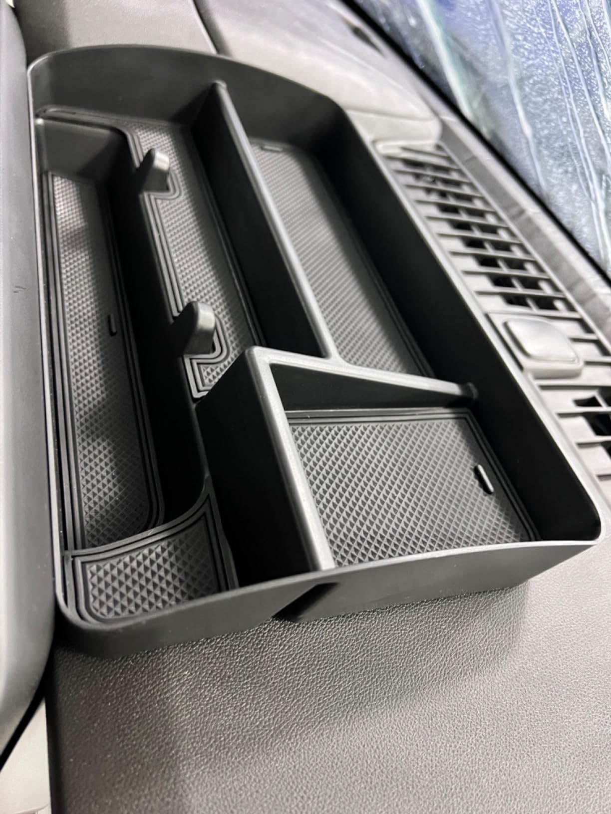 SKTU for 2023 2024 2025 2026 Colorado Dashboard Organizer 2023-2026 Chevy Colorado/Canyon Behind Screen Organizer 2024 2025 2026 Chevy Colorado Accessories with Phone Holder (Not for Speakers on Dash) customer photo 1