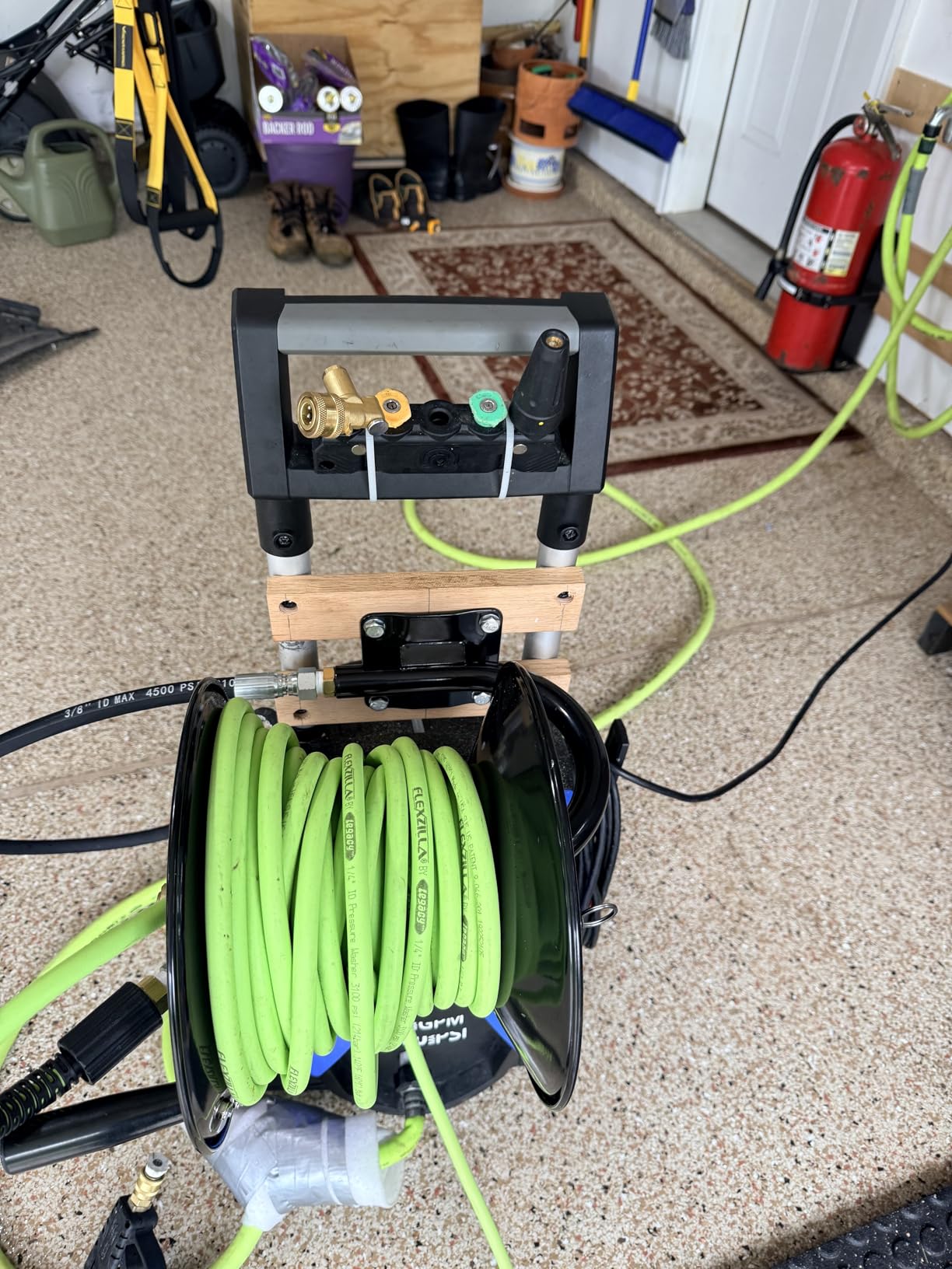MEKOH Compact Pressure Washer Hose Reel 50ftx3/8” / 65ftx1/4”, 4000PSI customer photo 2