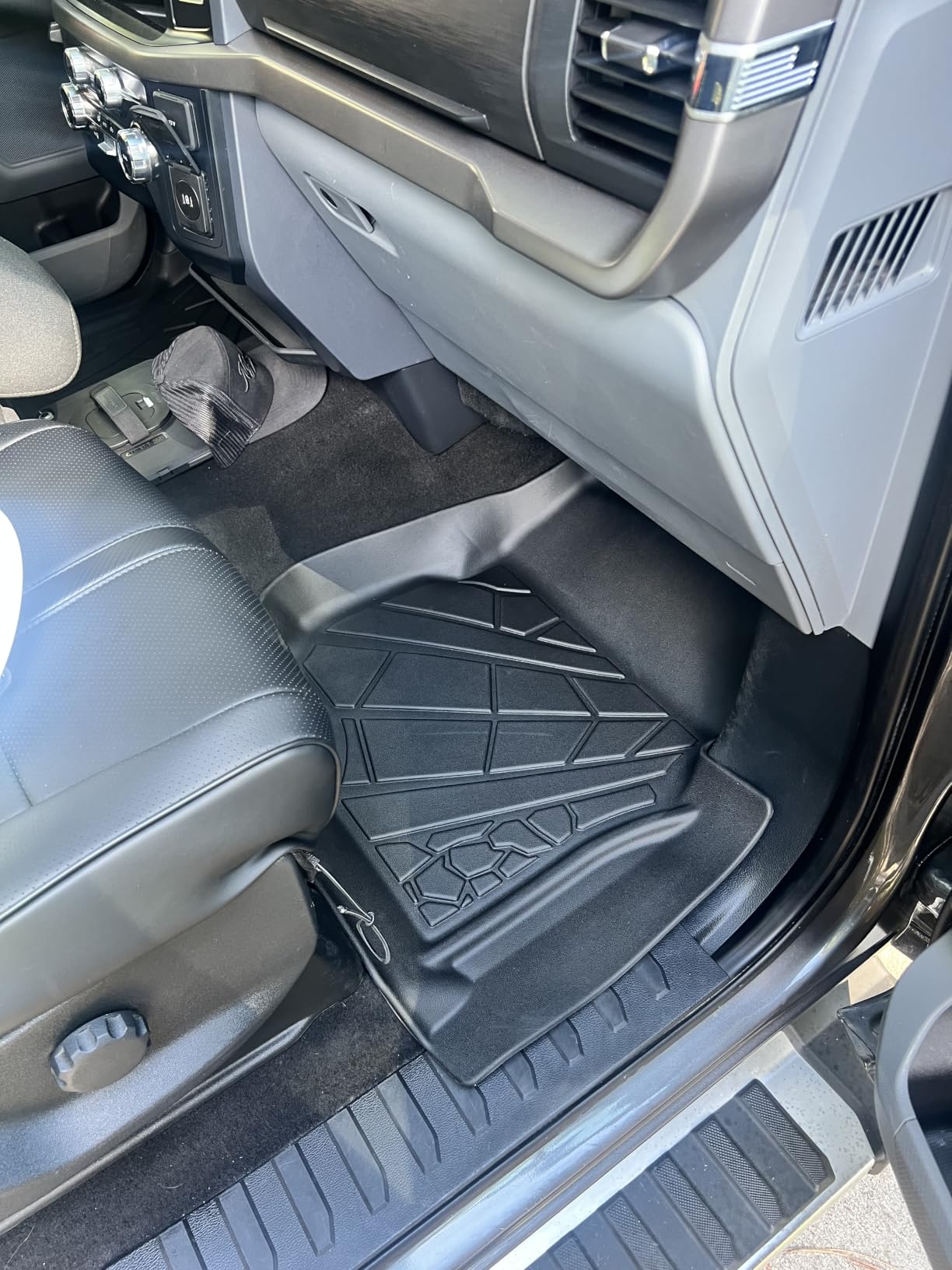 KARPAL Floor Mats for 2015-2024 2025 2026 Ford Edge customer photo 1