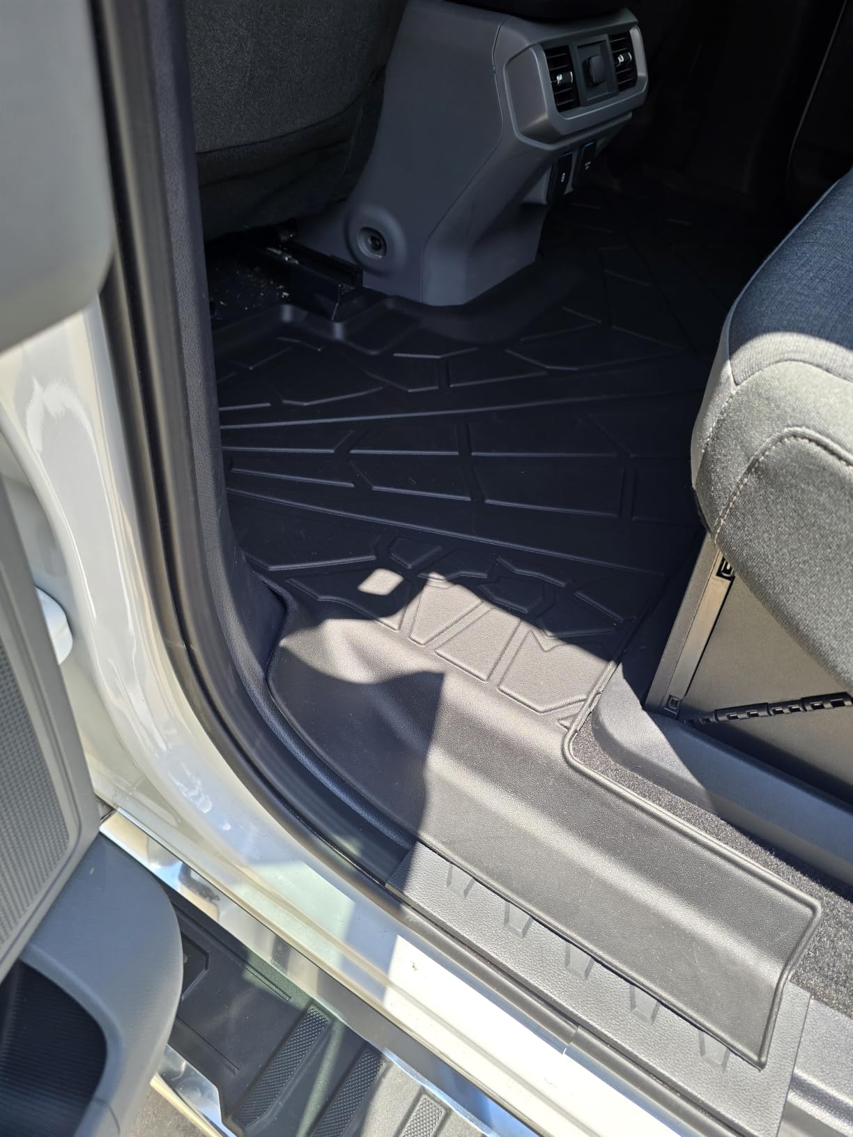 KARPAL Floor Mats for 2015-2024 2025 2026 Ford Edge customer photo 2
