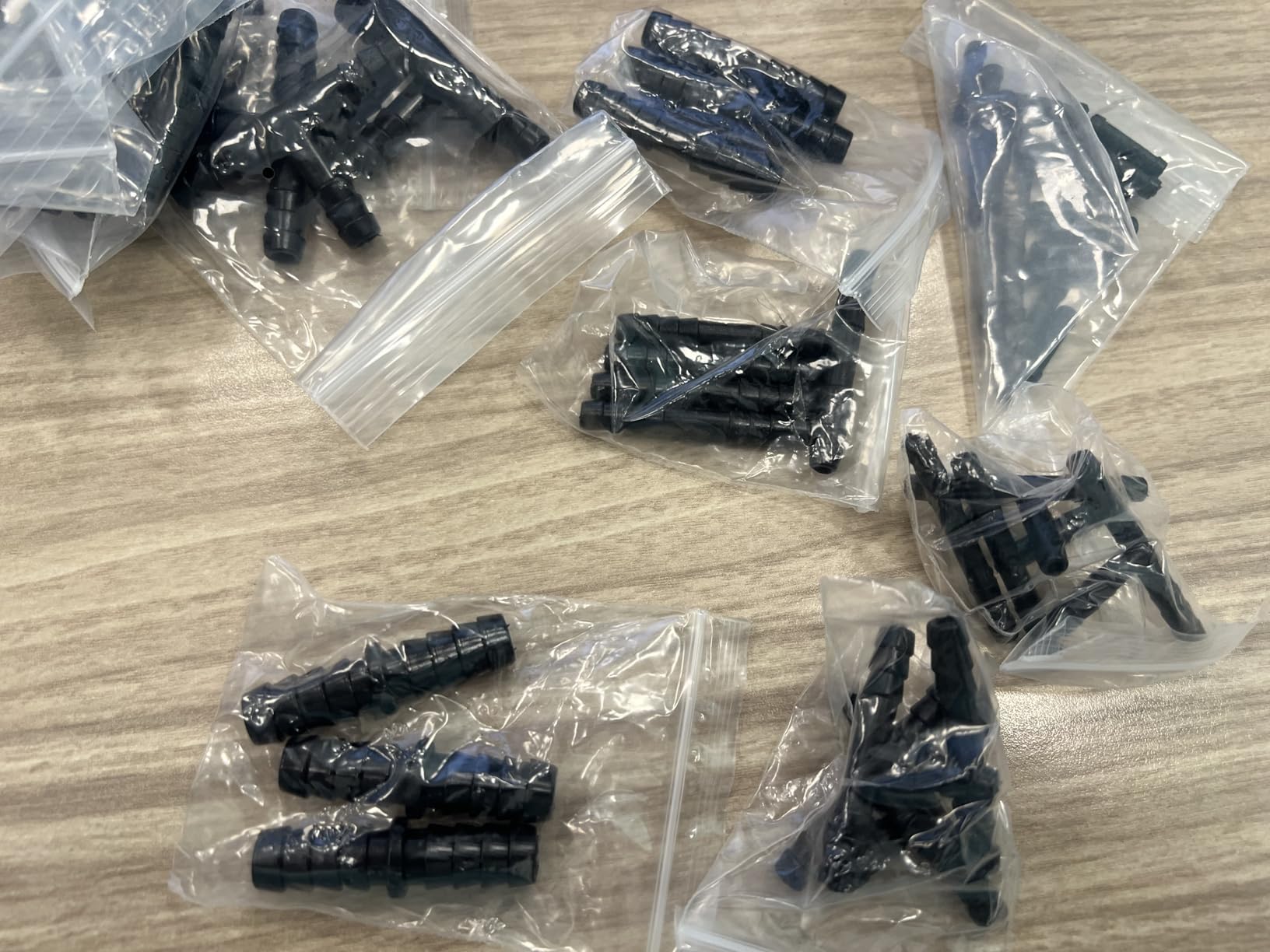 Multipurpose Vacuum Line Kit,6PCS 5Ft Vacuum Hose Automotive+64PCS Vacuum Line Connectors,Max 130PSI Silicone Hose for Variety Car Piping System Automotive Replacement Vacuum Hoses (70PCS) customer photo 1