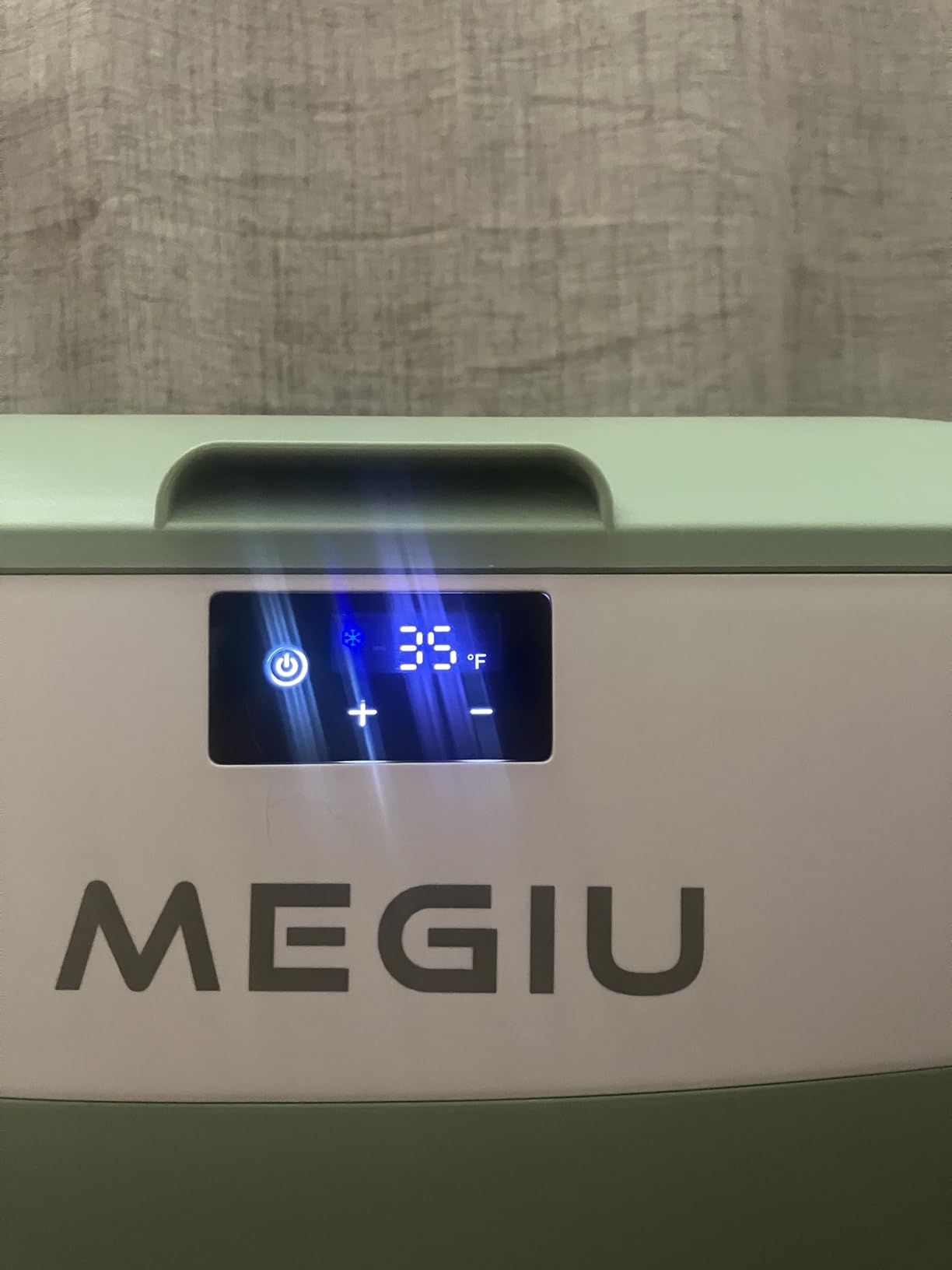 Megiu Car Refrigerator 23 Quart, Portable 12V Freezer for Camping Road Trip customer photo 1