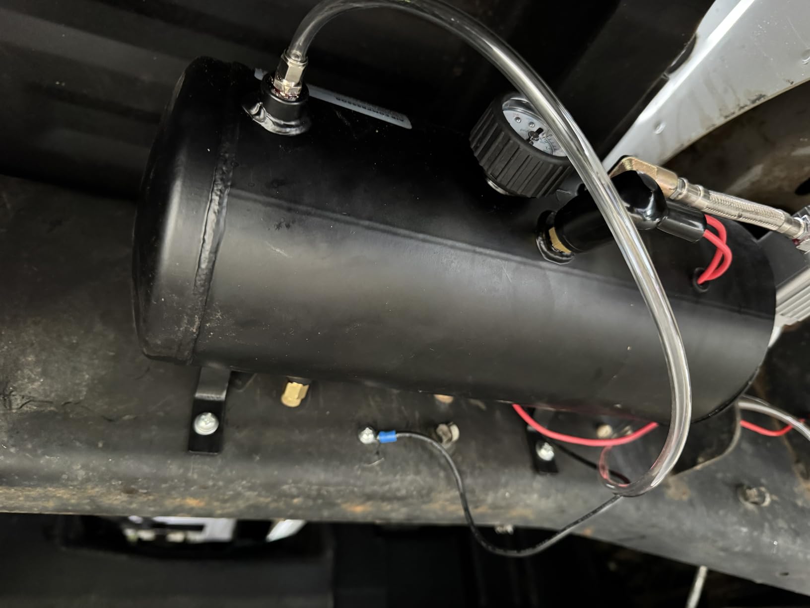 Super Loud Train Horns Kit, 4 Trumpet Truck Horns with 0.8 gallon Air Tank customer photo 2